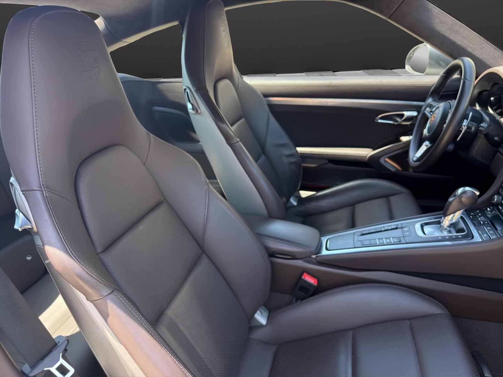 PORSCHE 911 Carrera 4S PDK-image-15