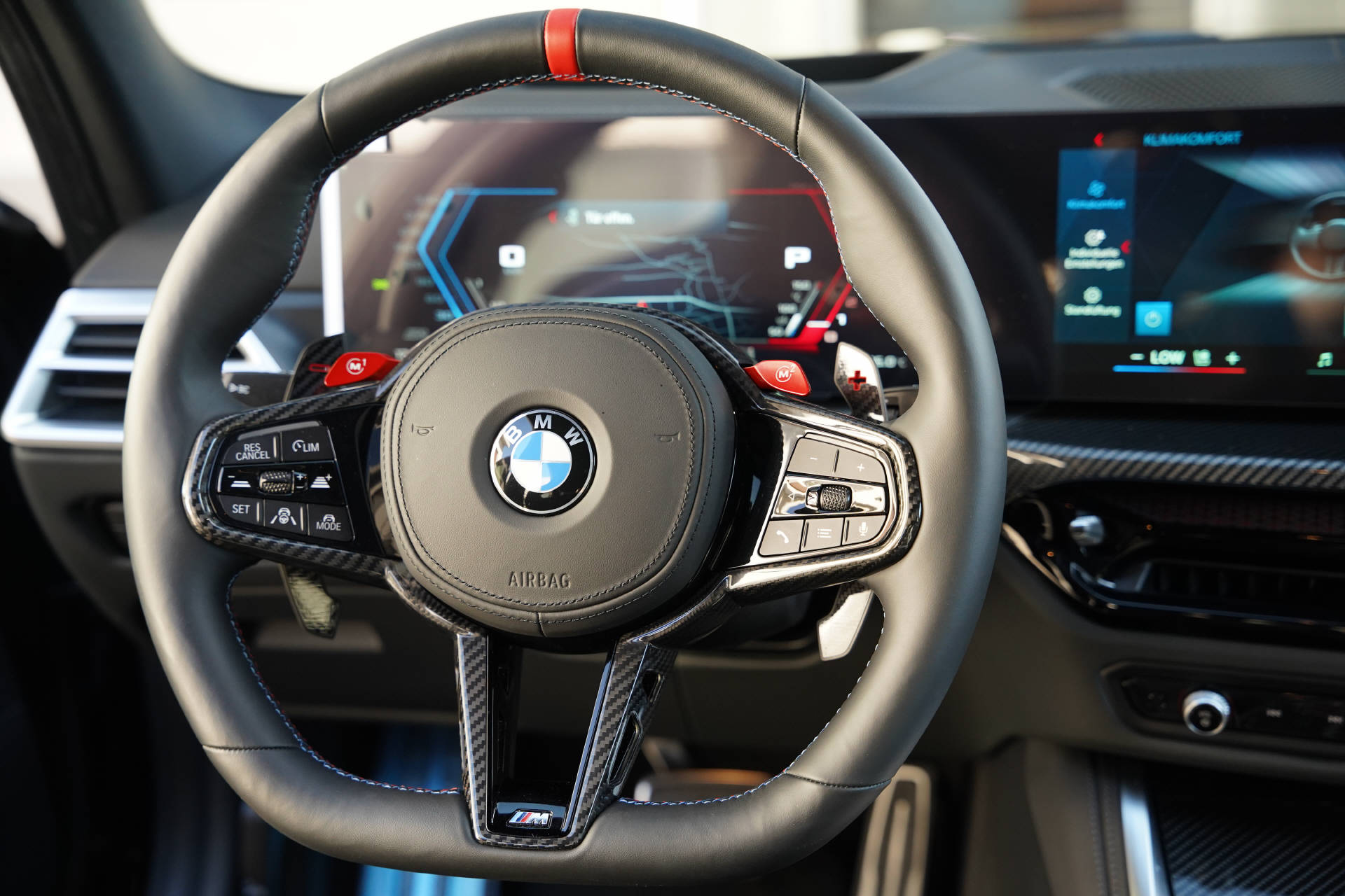 BMW M3 Competition M xDrive LCI-image-12