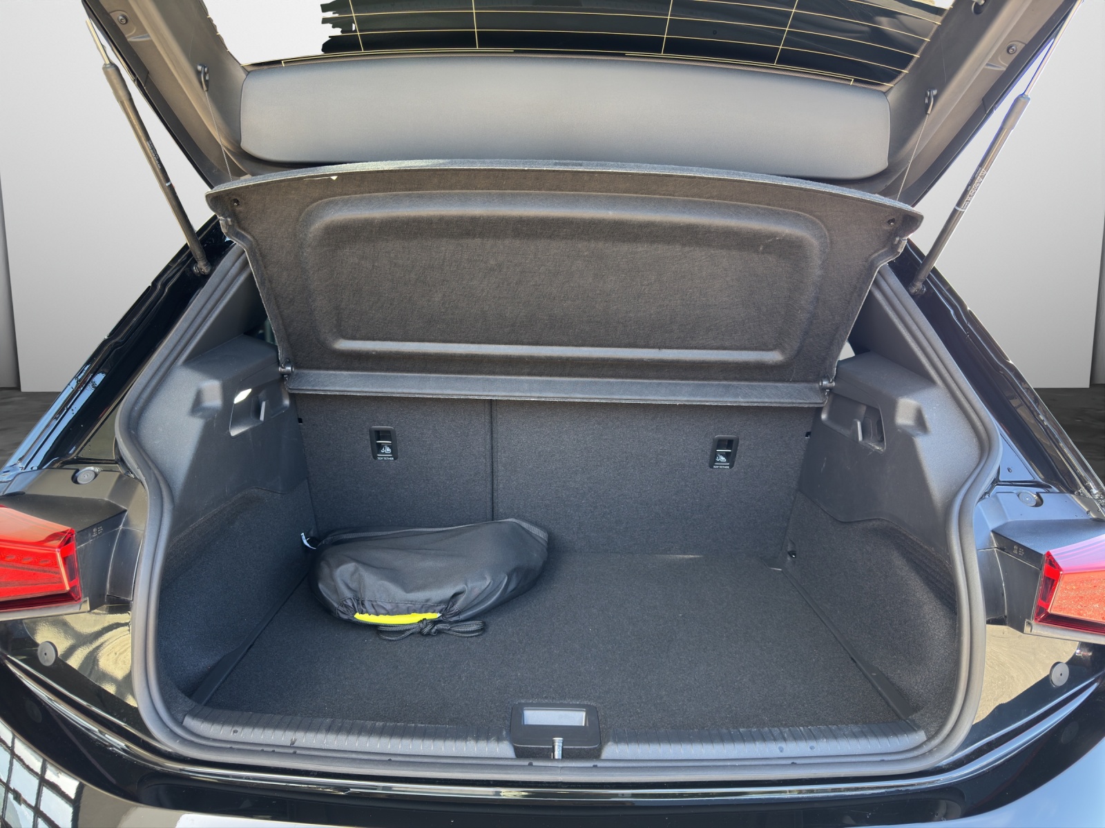 CUPRA Born Electric 59 kWh e-Boost-image-14