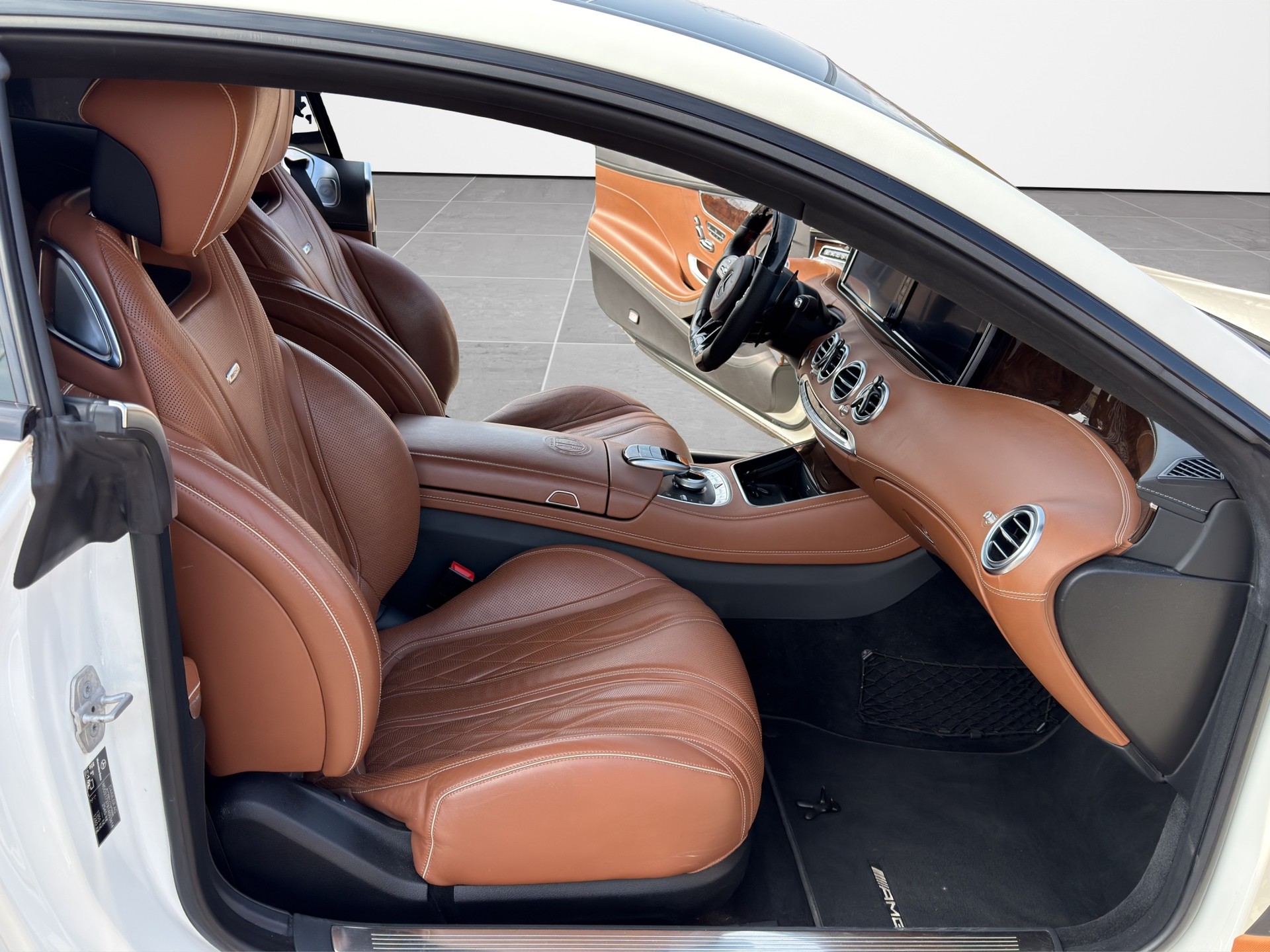 MERCEDES-BENZ S 63 AMG Coupé 4Matic Speedshift MCT-image-13
