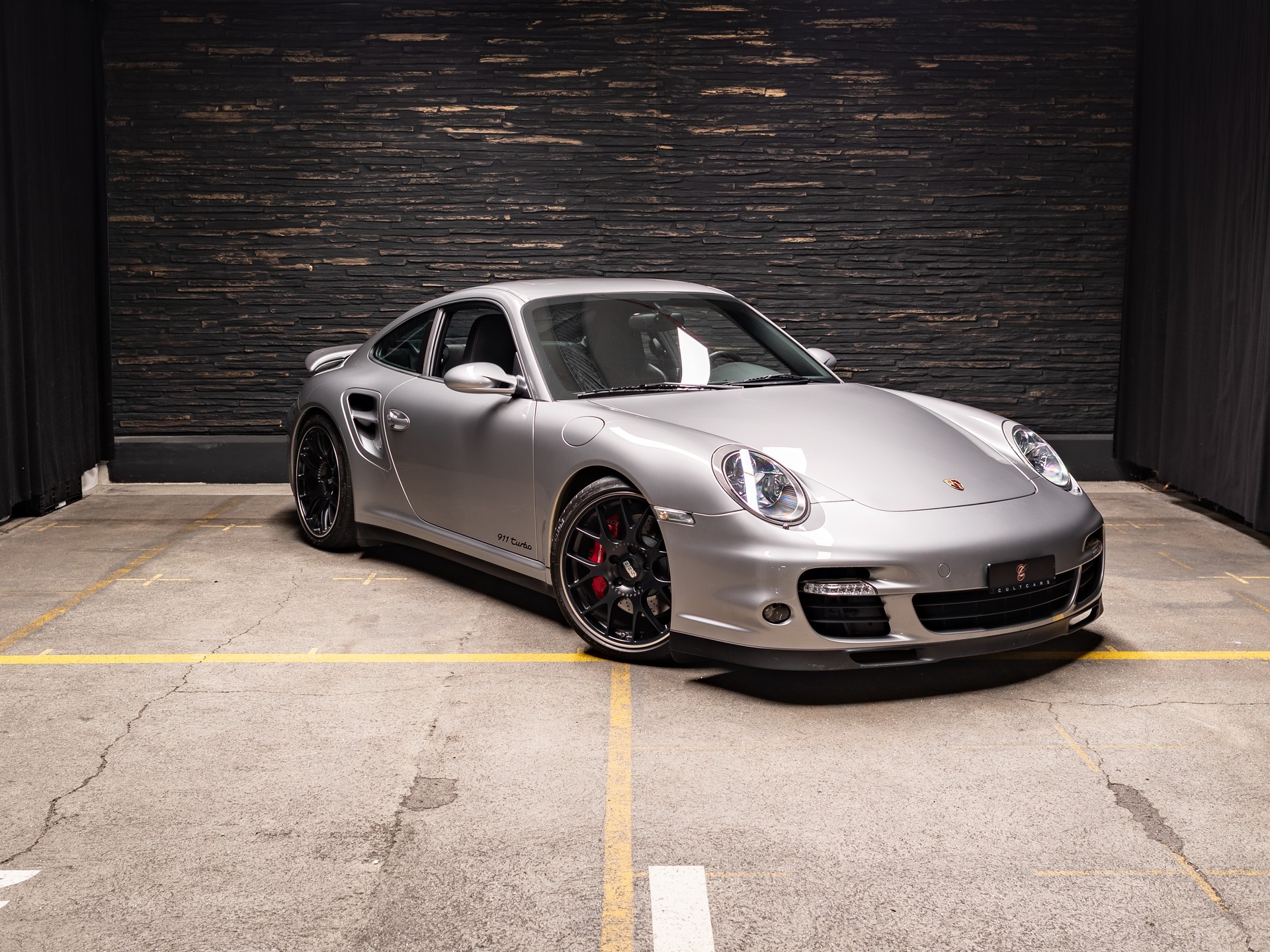 PORSCHE 911 Turbo-image-5