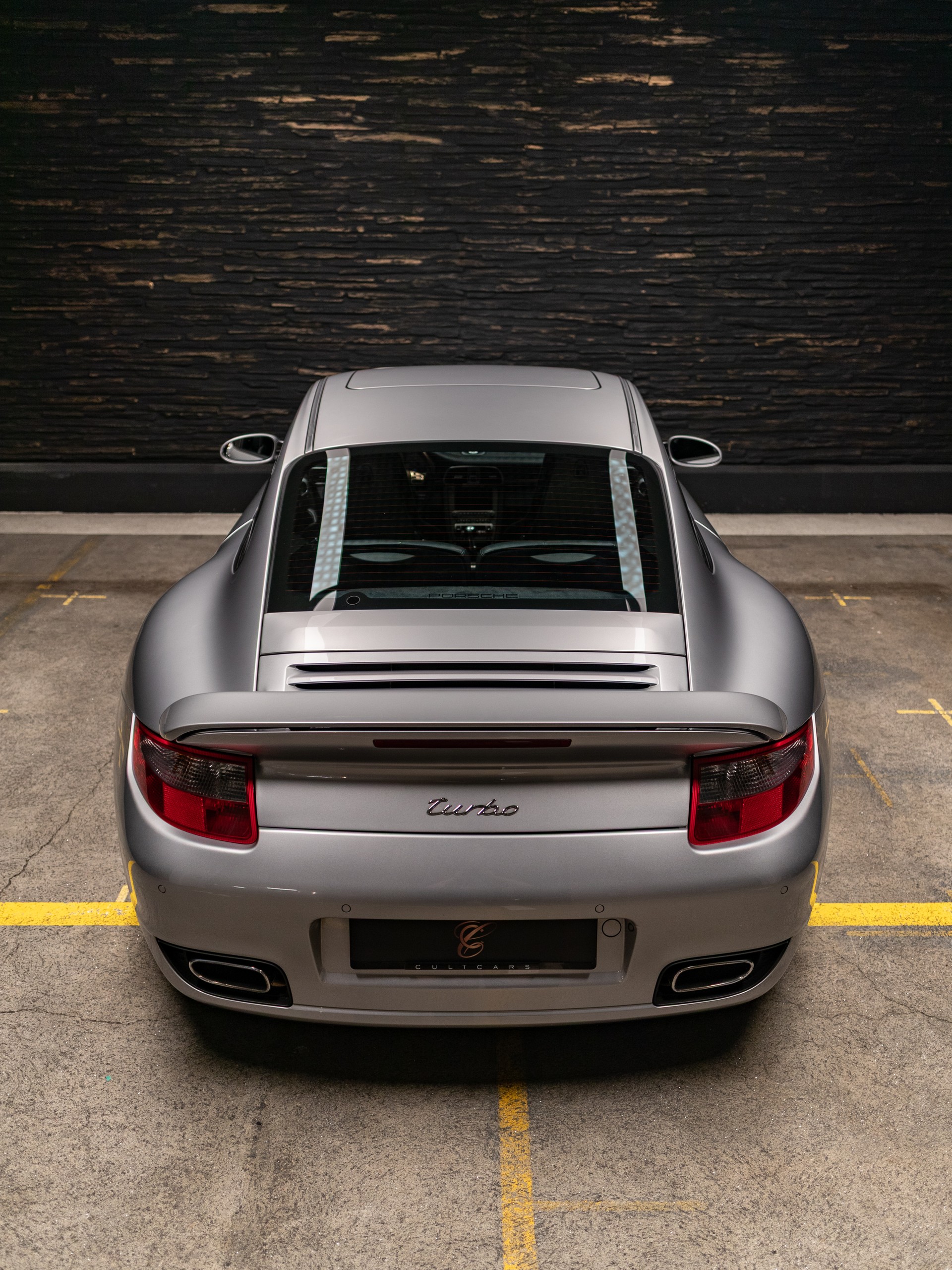 PORSCHE 911 Turbo-image-23