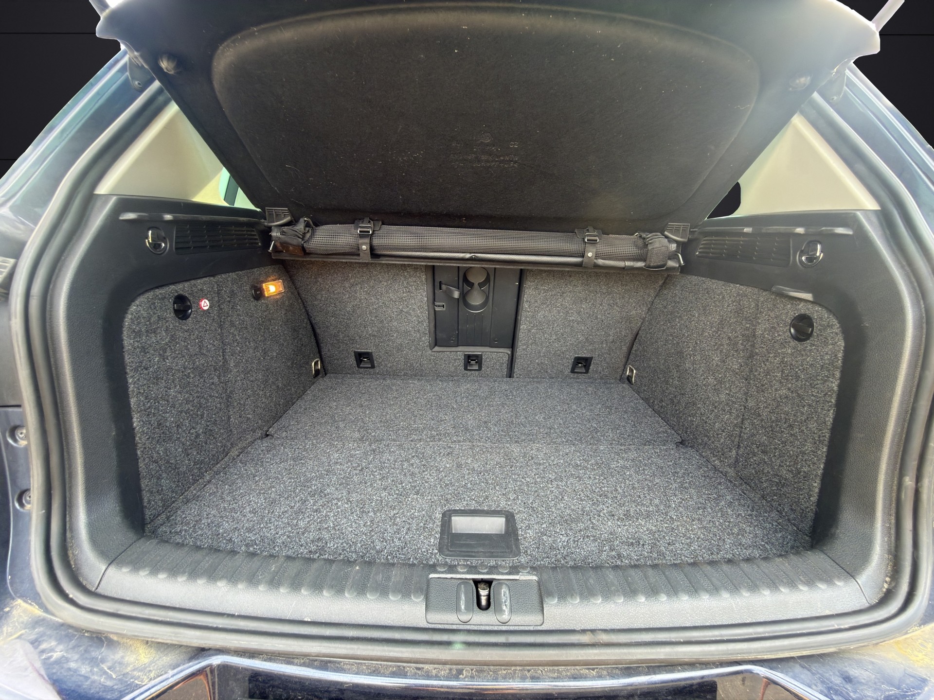 VW Tiguan 2.0 TSI Cup R-Line 4Motion DSG-image-8