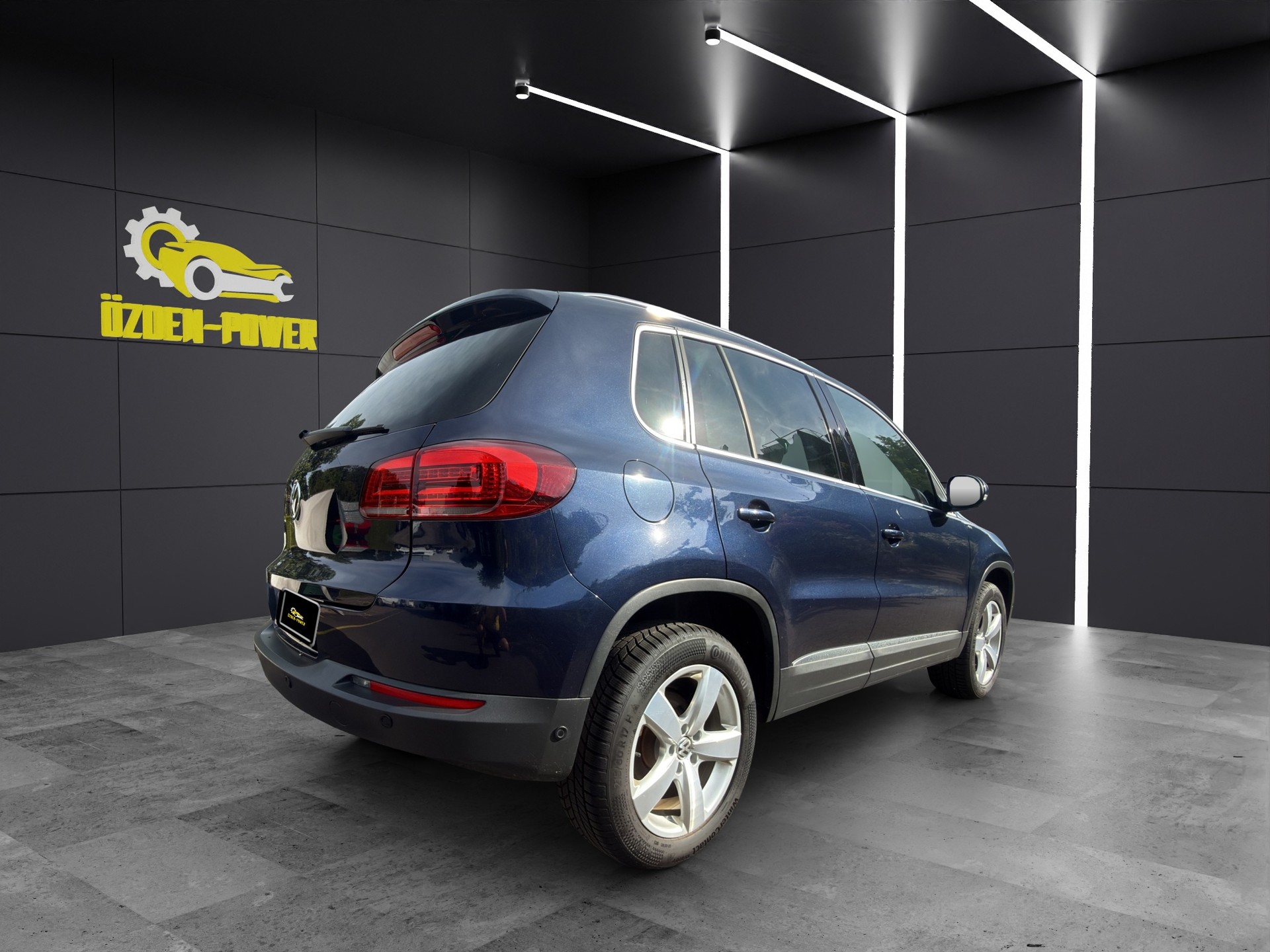 VW Tiguan 2.0 TSI Cup R-Line 4Motion DSG-image-4