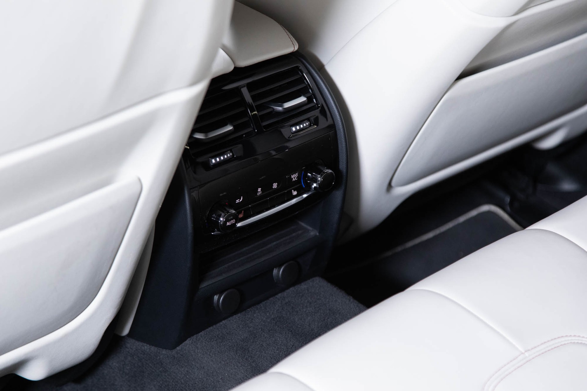 BMW M5 xDrive Drivelogic First Edition-image-19