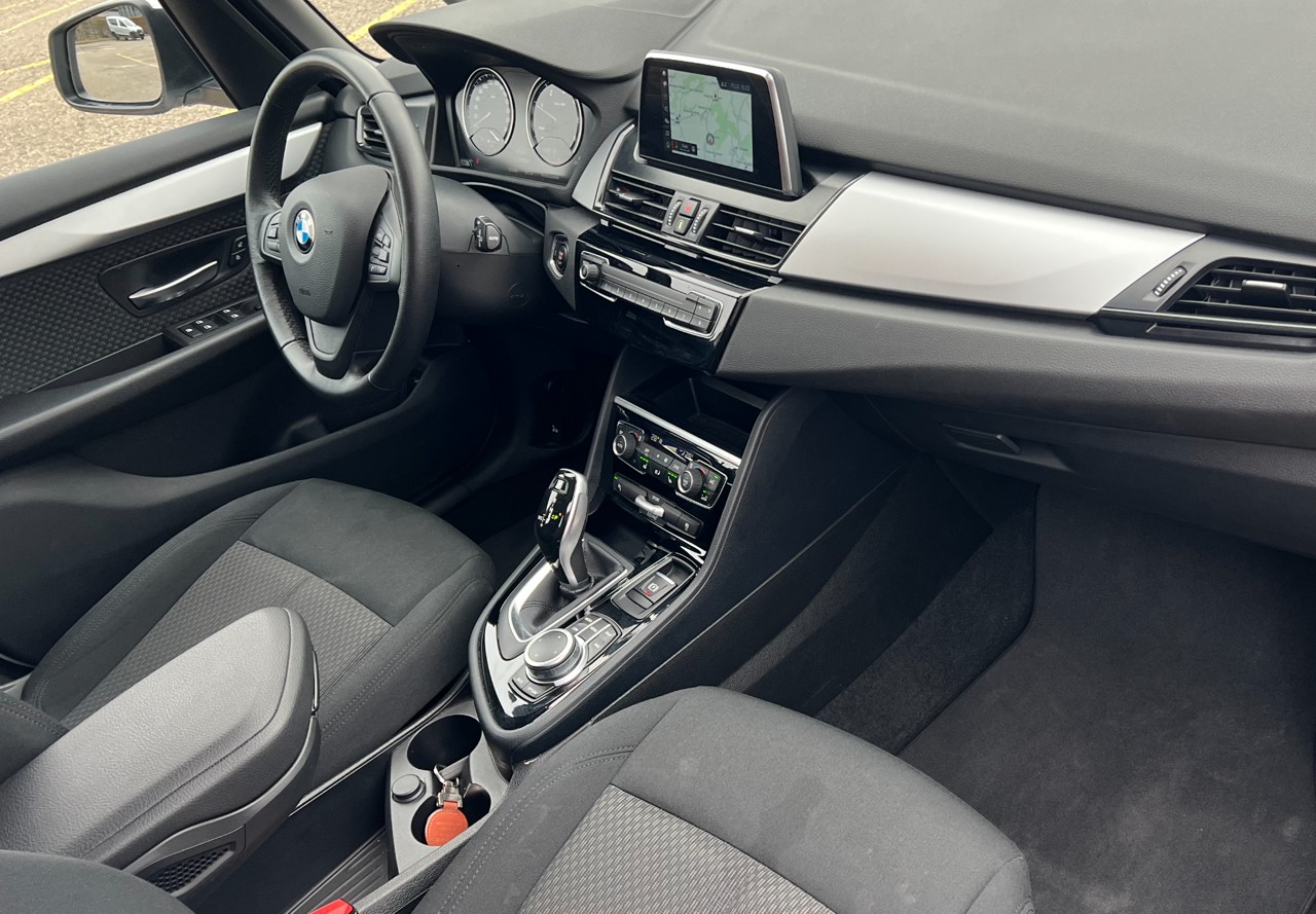 BMW 216d Gran Tourer DKG-image-7