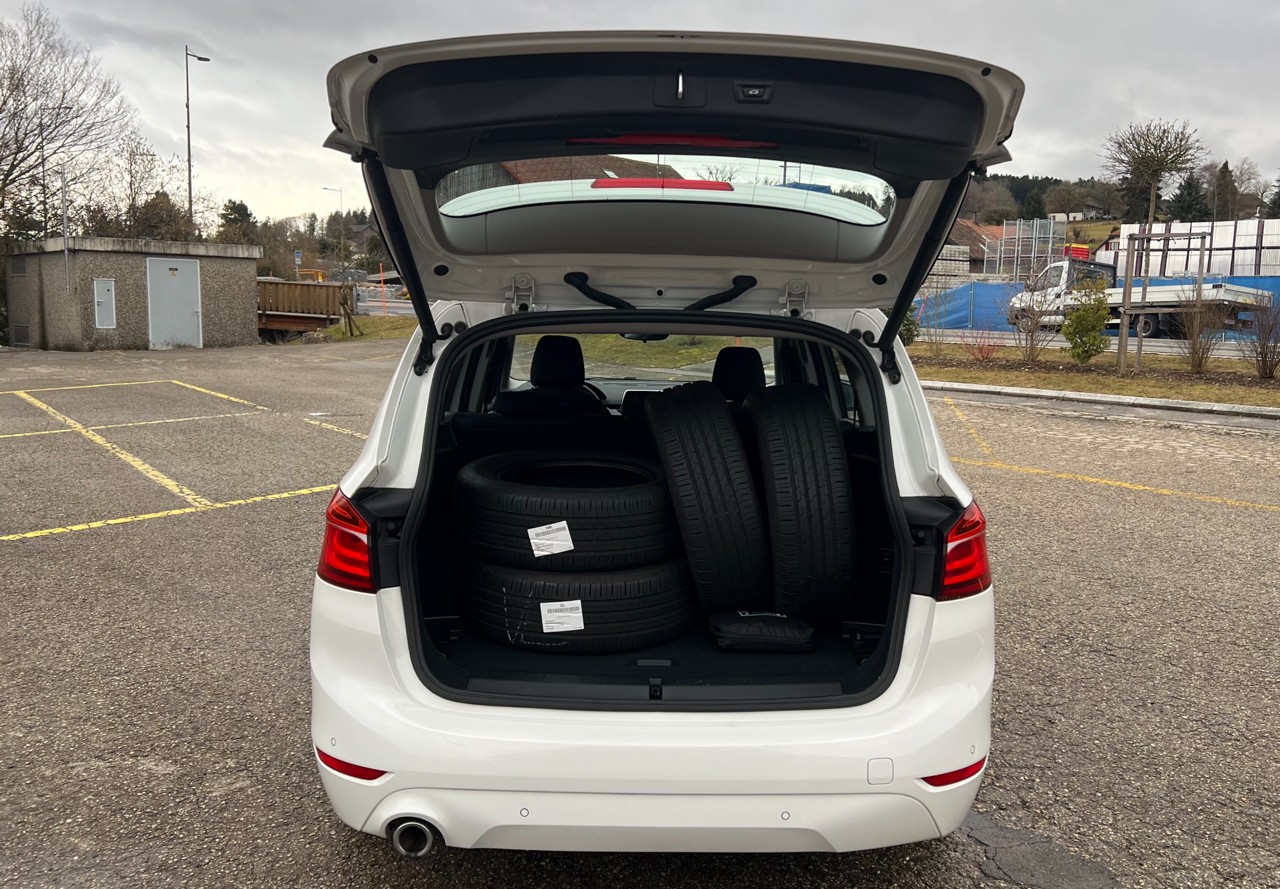 BMW 216d Gran Tourer DKG-image-15