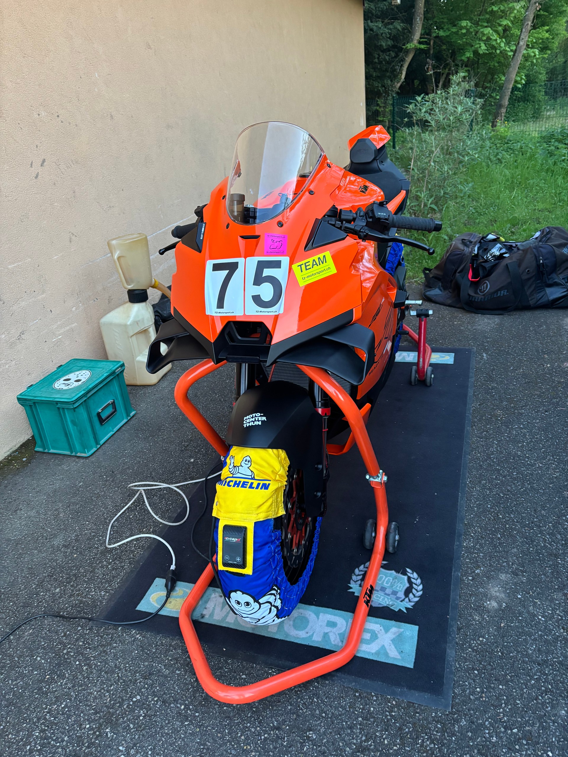 KTM RC 990-image-1