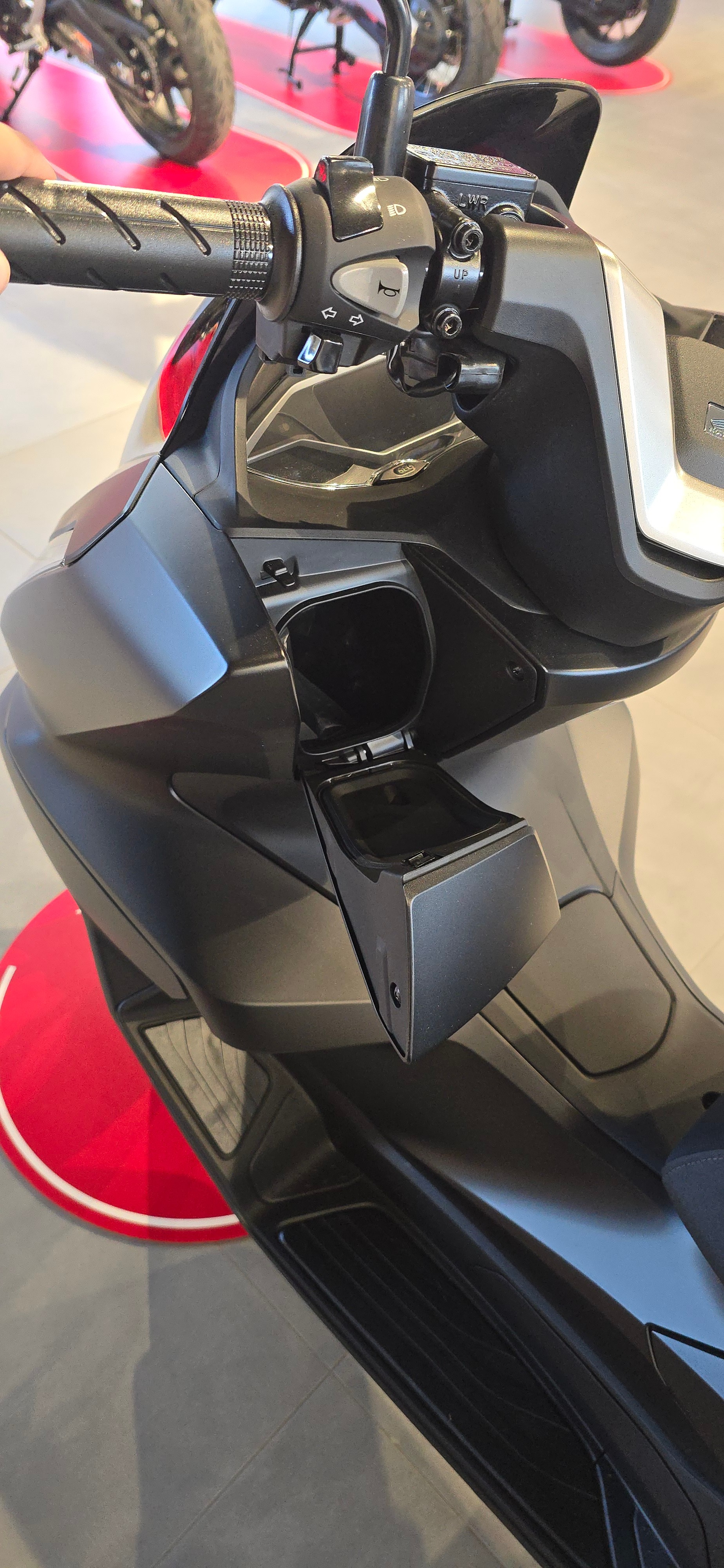 HONDA PCX 125 i ABS-image-6