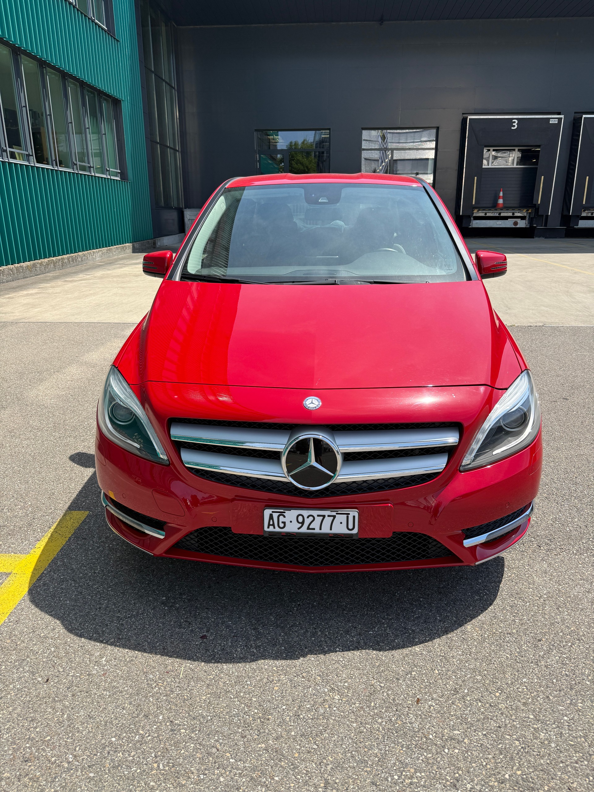 MERCEDES-BENZ B 180 7G-DCT Sport-Paket | CH-Fahrzeug | Frisch ab MFK-image-4