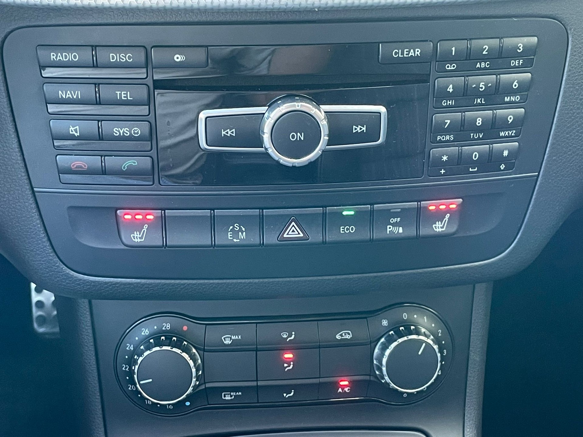 MERCEDES-BENZ B 180 7G-DCT Sport-Paket | CH-Fahrzeug | Frisch ab MFK-image-11