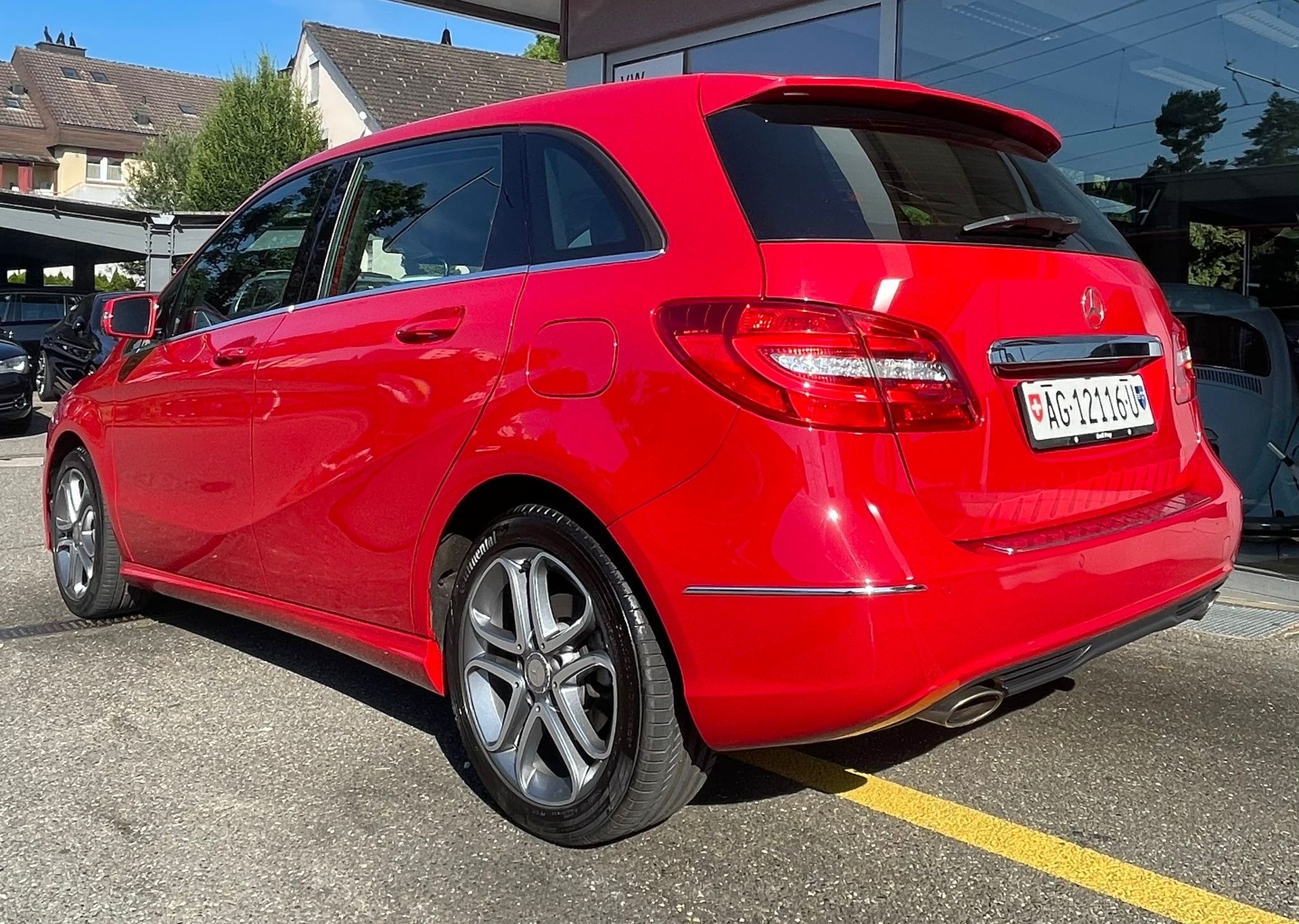 MERCEDES-BENZ B 180 7G-DCT Sport-Paket | CH-Fahrzeug | Frisch ab MFK-image-2