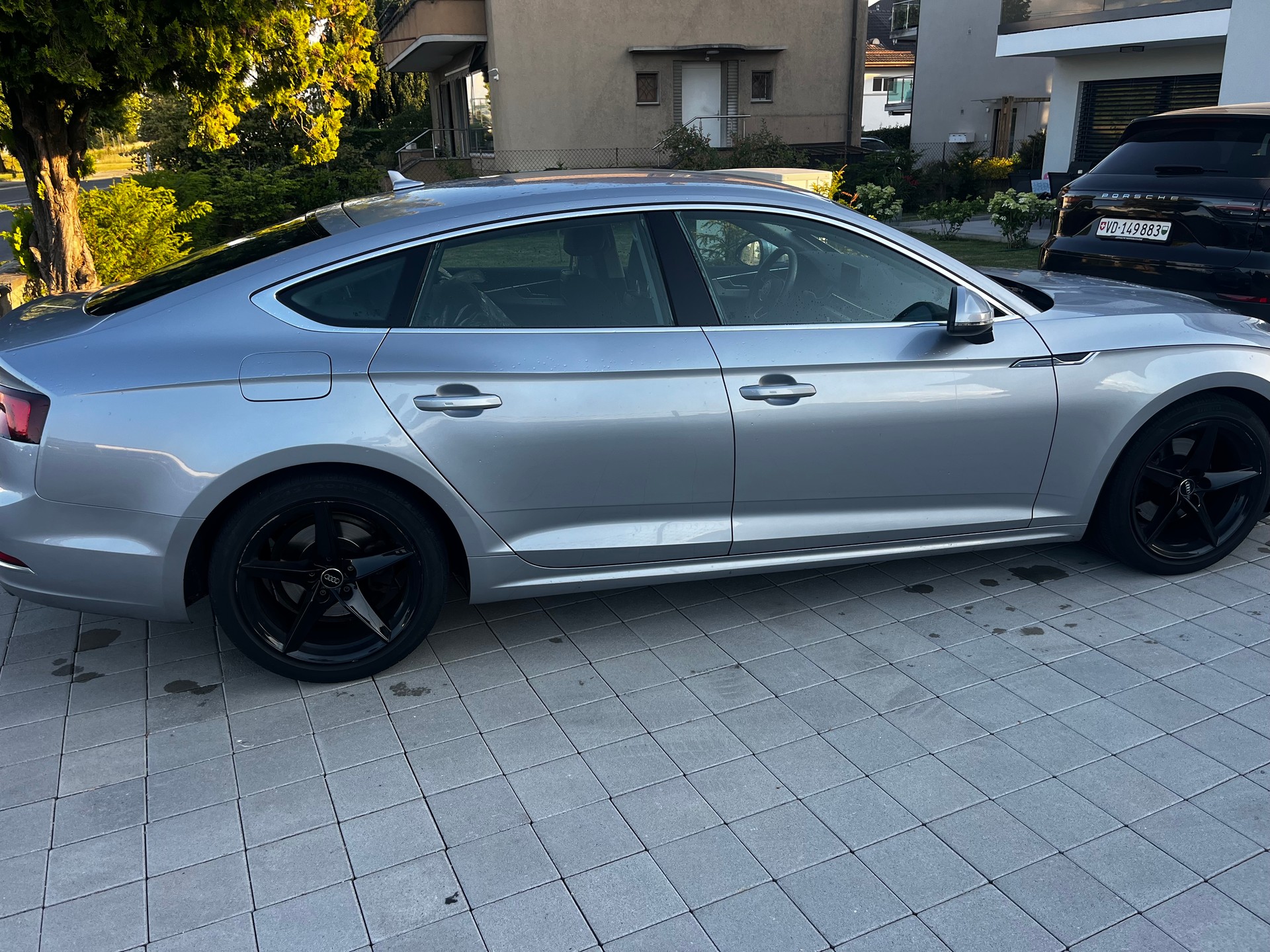 AUDI A5 Sportback 40 TFSI Design S-tronic-image-3