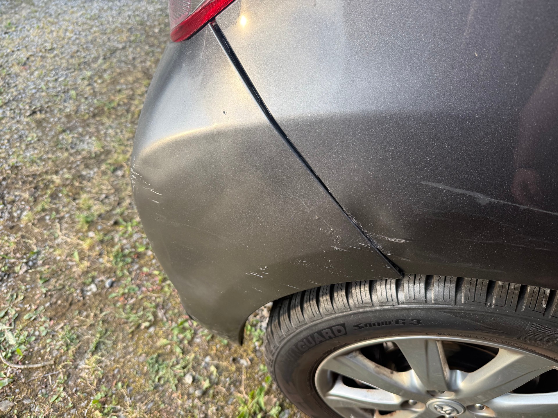 TOYOTA Yaris 1.33 Style Multidrive-image-11