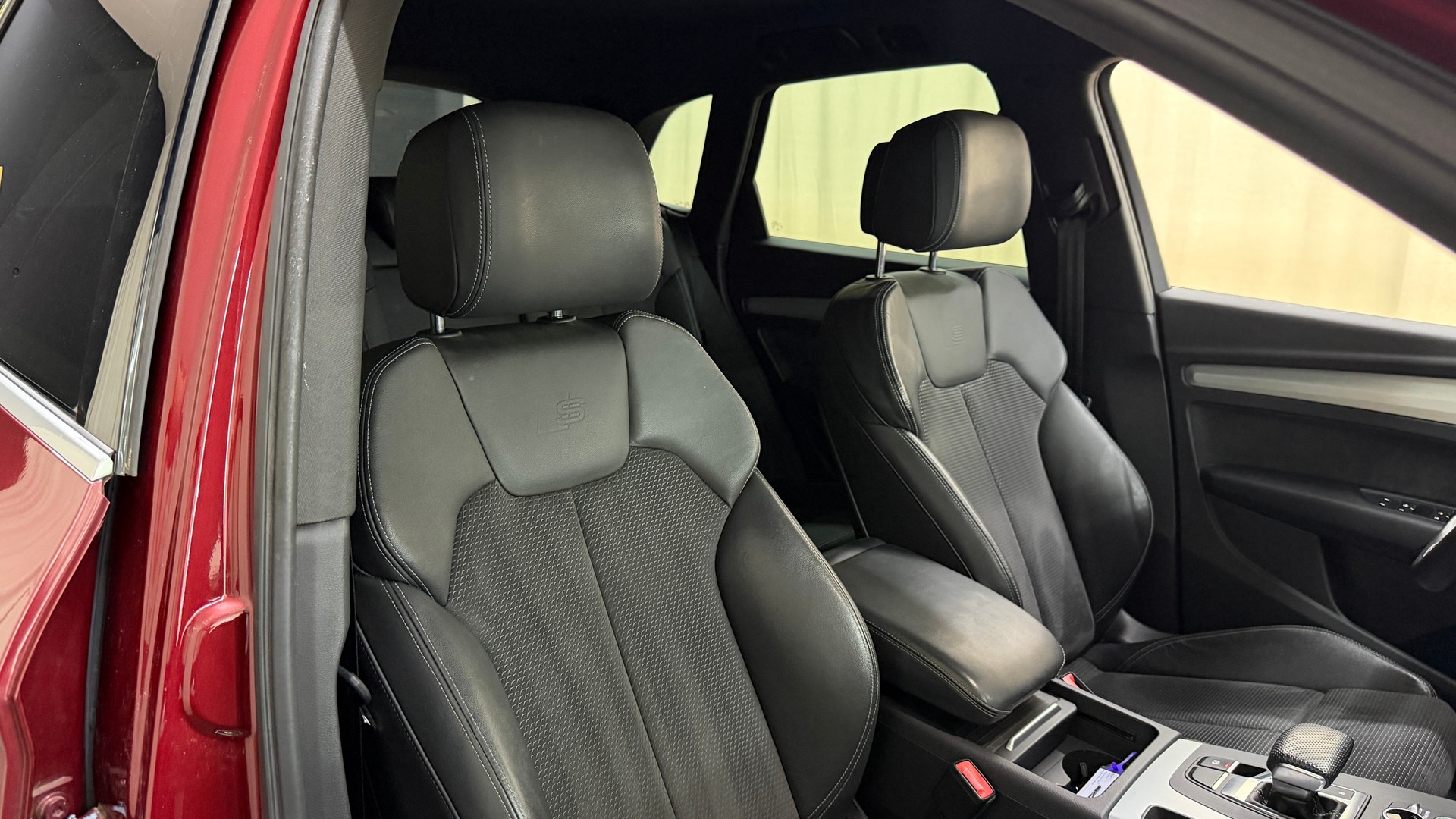 AUDI Q5 55 TFSI e sport quattro-image-13