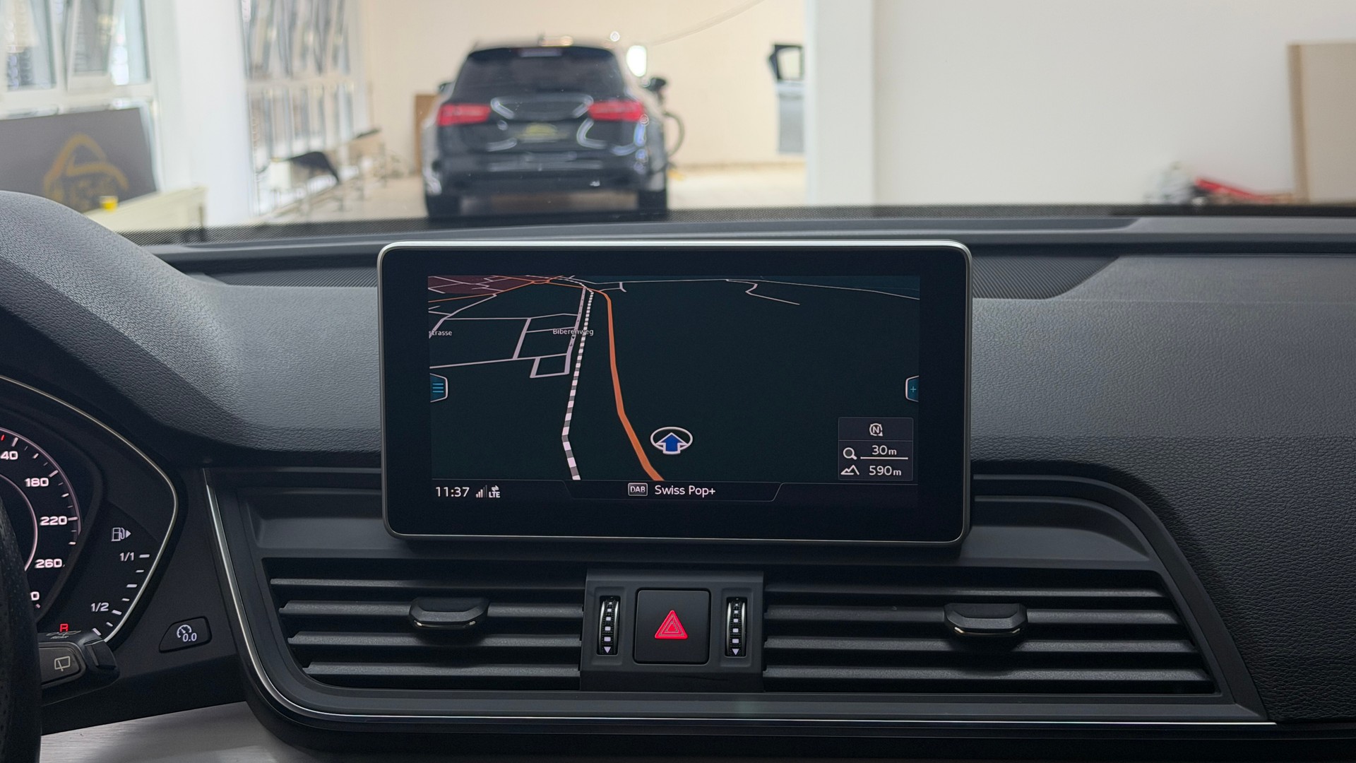 AUDI Q5 55 TFSI e sport quattro-image-9