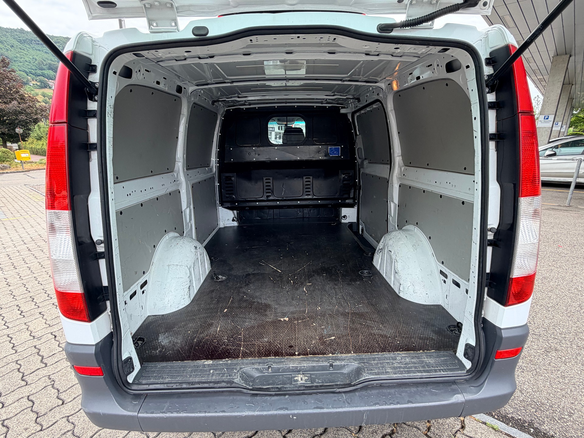 MERCEDES-BENZ Vito 113 CDI Blue Efficiency L-image-12