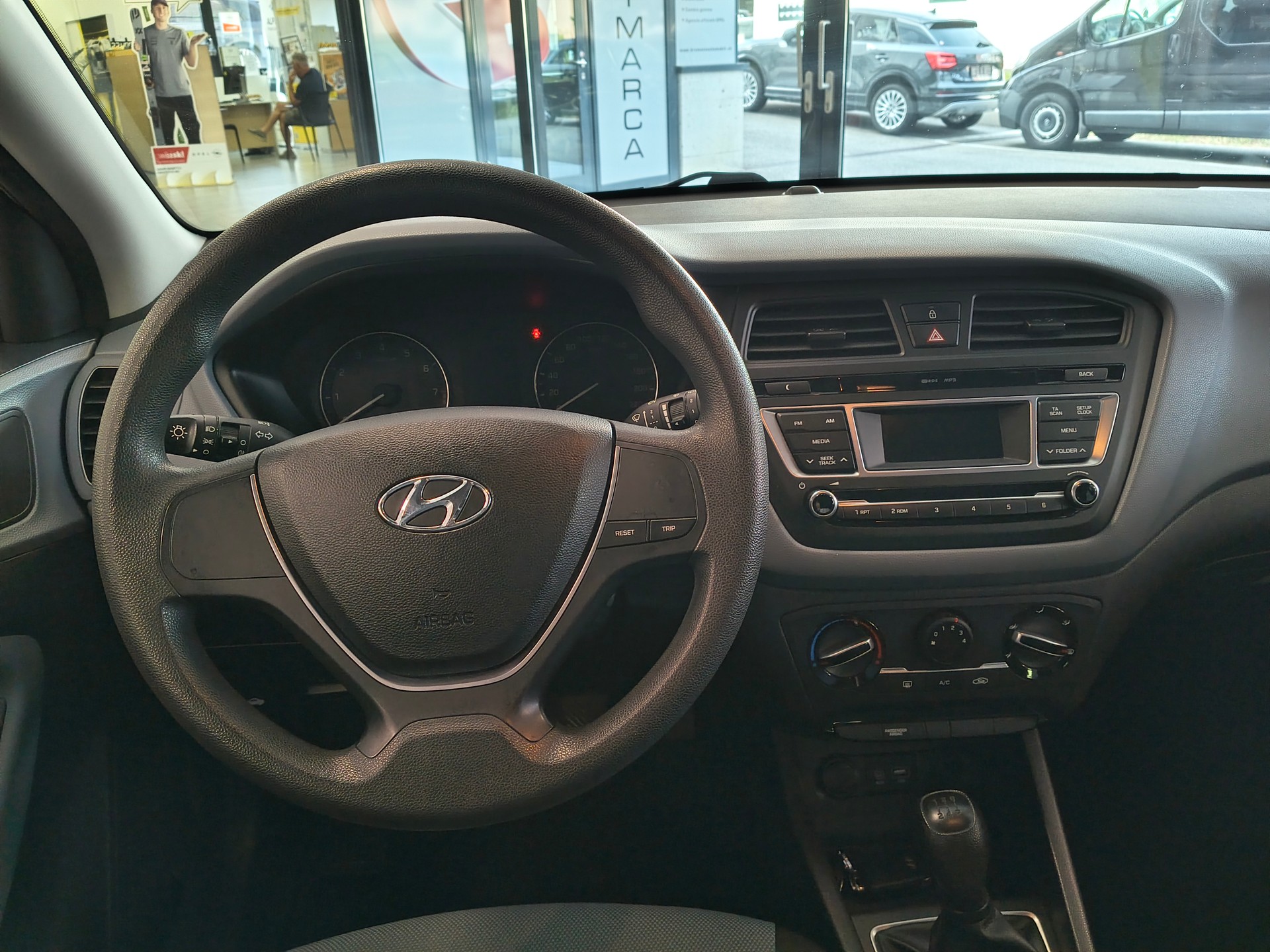 HYUNDAI i20 1.2 Pica-image-7