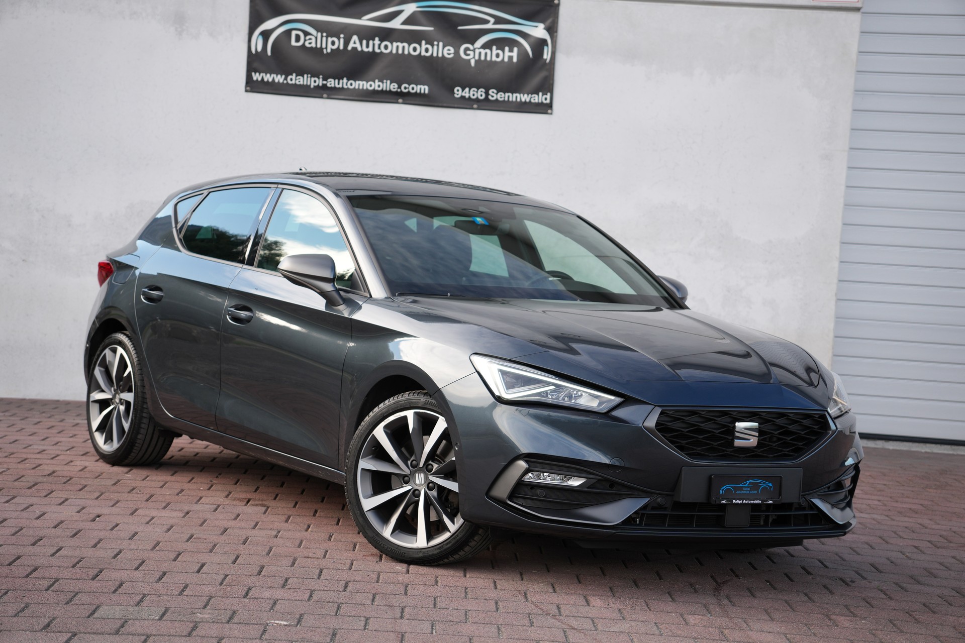 SEAT Leon 1.5 eTSI mHEV DSG FR (CH)-image-6