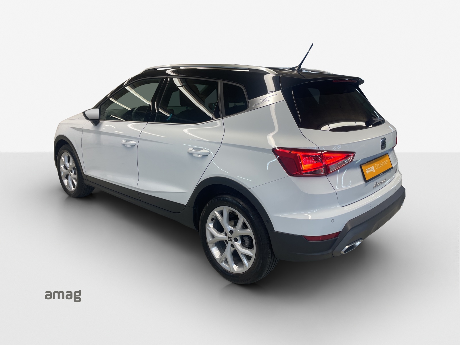 SEAT Arona 1.0 TSI Eco Hola FR DSG-showroom-element-2