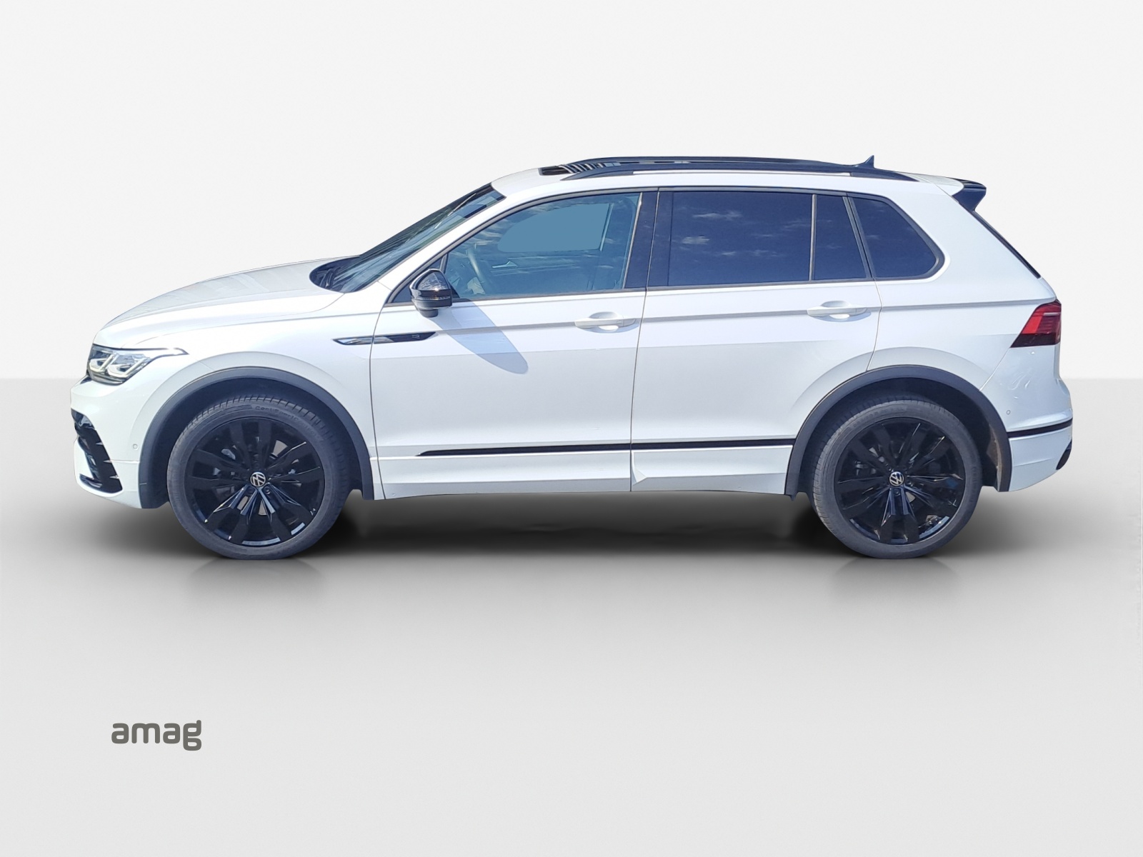 VW Tiguan 2.0TSI R-Line 4Motion DSG-showroom-element-1