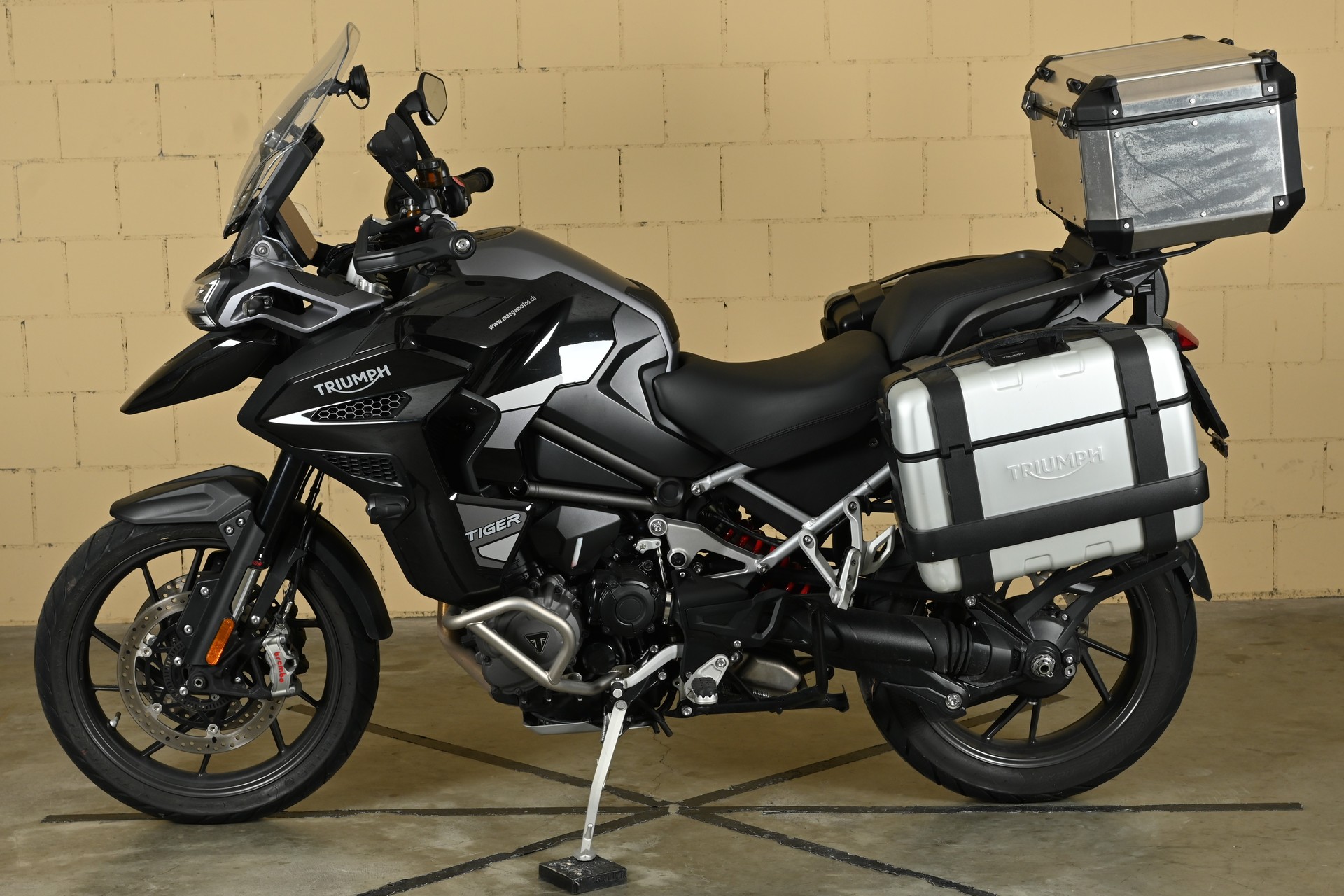 TRIUMPH Tiger 1200 GT Explorer-image-3