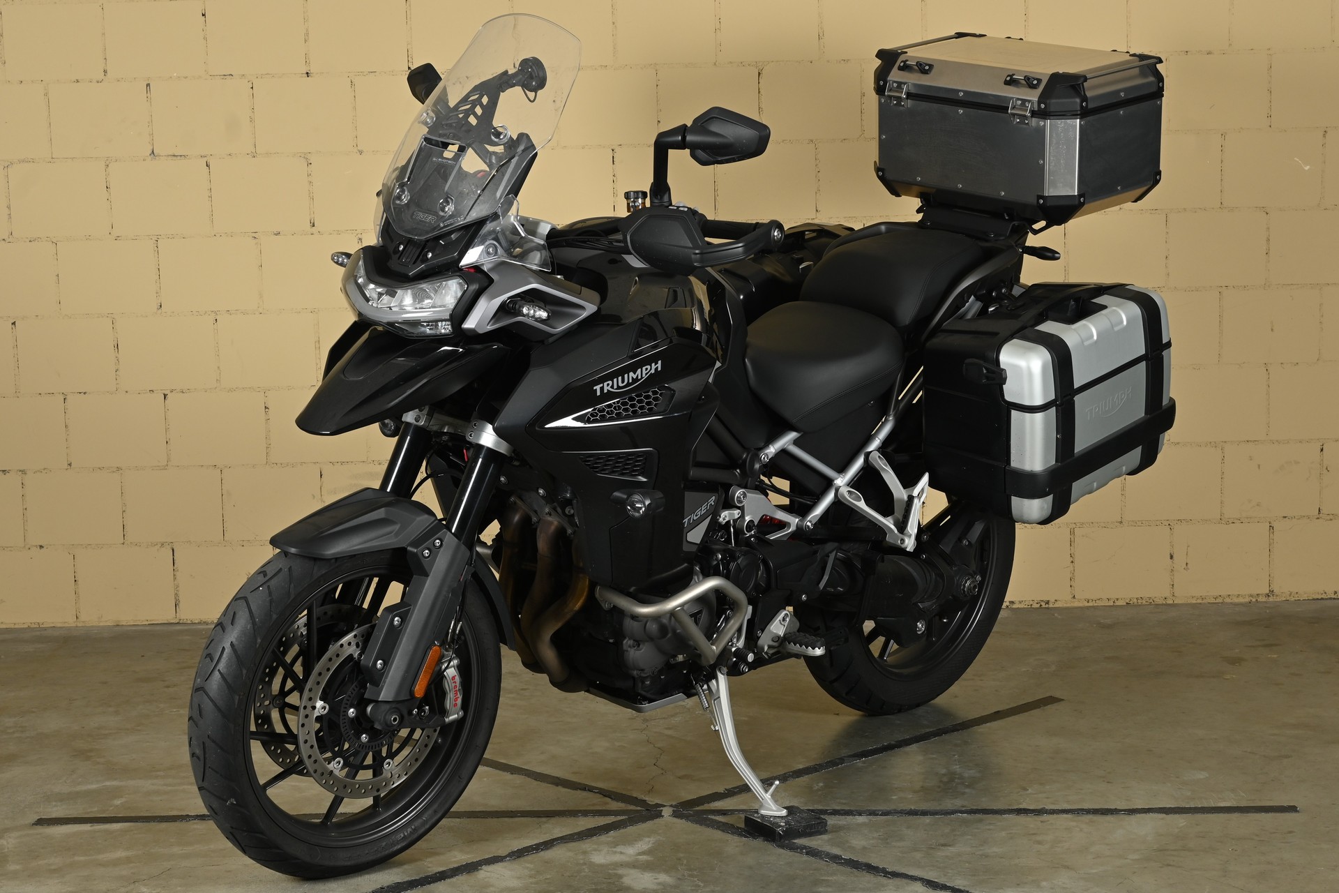 TRIUMPH Tiger 1200 GT Explorer-image-2