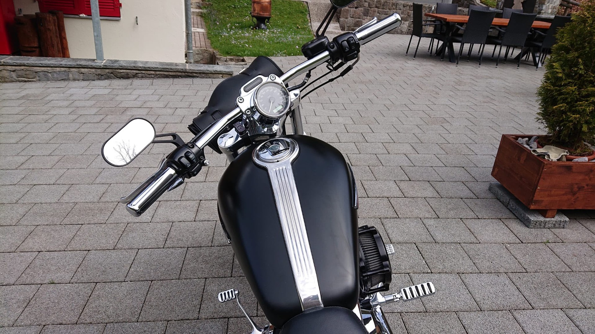 HARLEY-DAVIDSON XL 1200 C Sportster Custom Injection-image-3