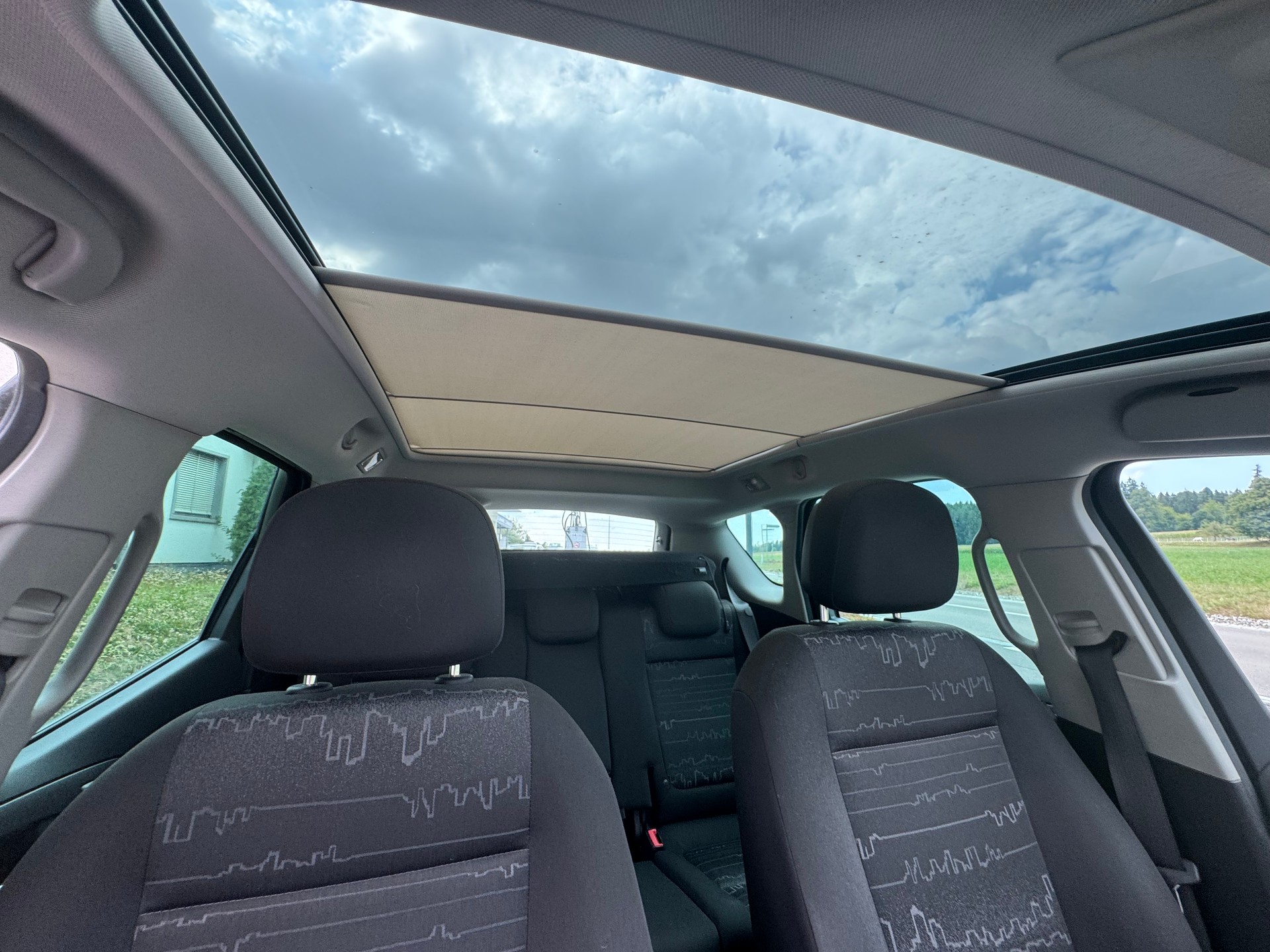 OPEL Meriva 1.4 Turbo Enjoy-image-12