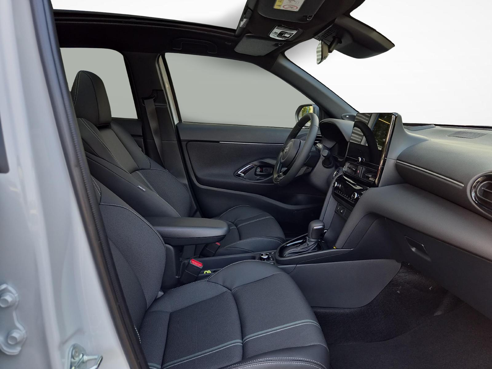 TOYOTA Yaris Cross 1.5 VVT-i HSD Premium AWD-i-image-9