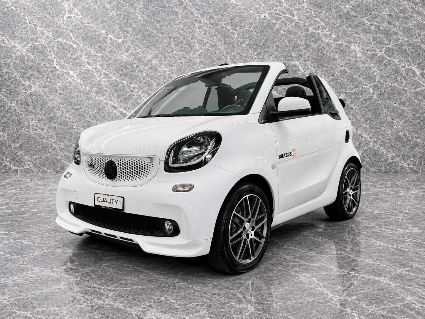 SMART fortwo Cabrio Brabus 109 Xclusive twinmatic-showroom-element-1