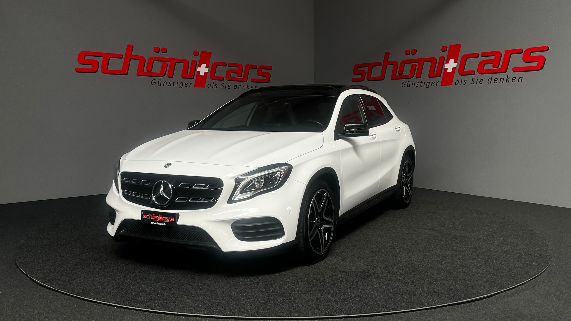 MERCEDES-BENZ GLA 250 AMG Line Swiss Star 4Matic 7G-DCT