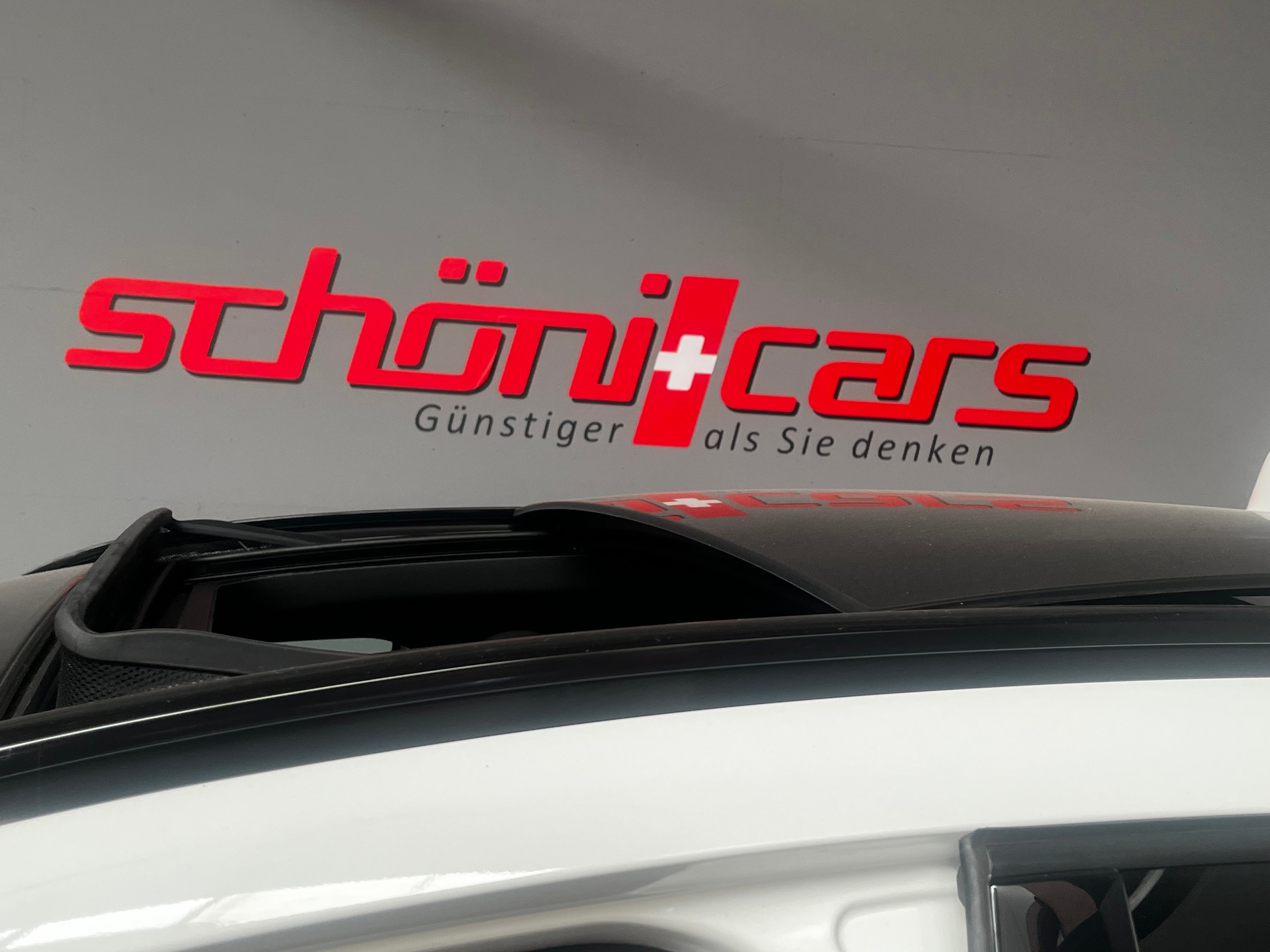 MERCEDES-BENZ GLA 250 AMG Line Swiss Star 4Matic 7G-DCT-image-8