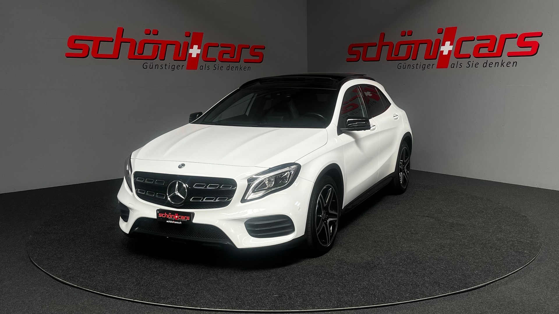 MERCEDES-BENZ GLA 250 AMG Line Swiss Star 4Matic 7G-DCT-showroom-element-1