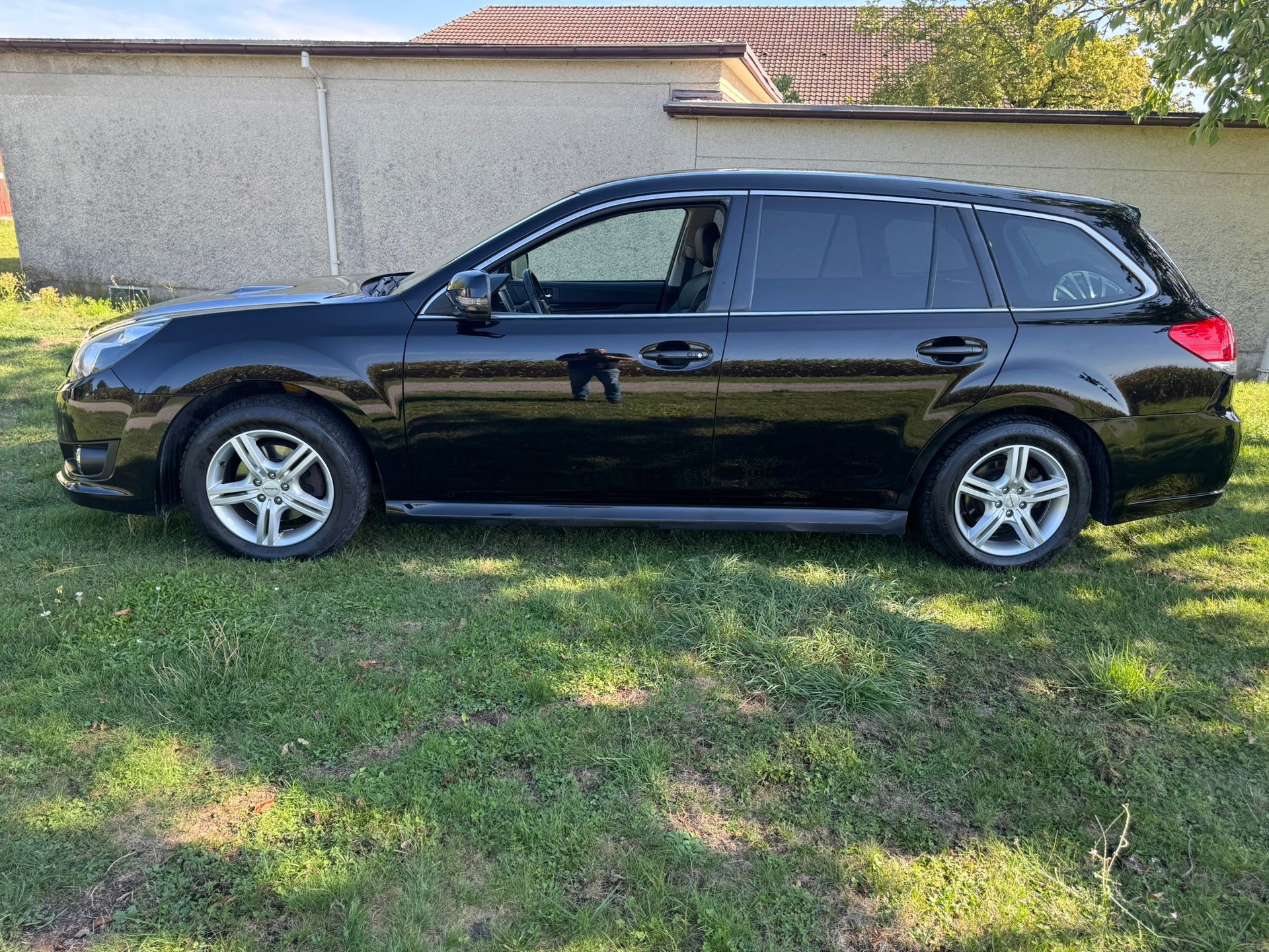 SUBARU Legacy 2.0D Limited S AWD-image-3