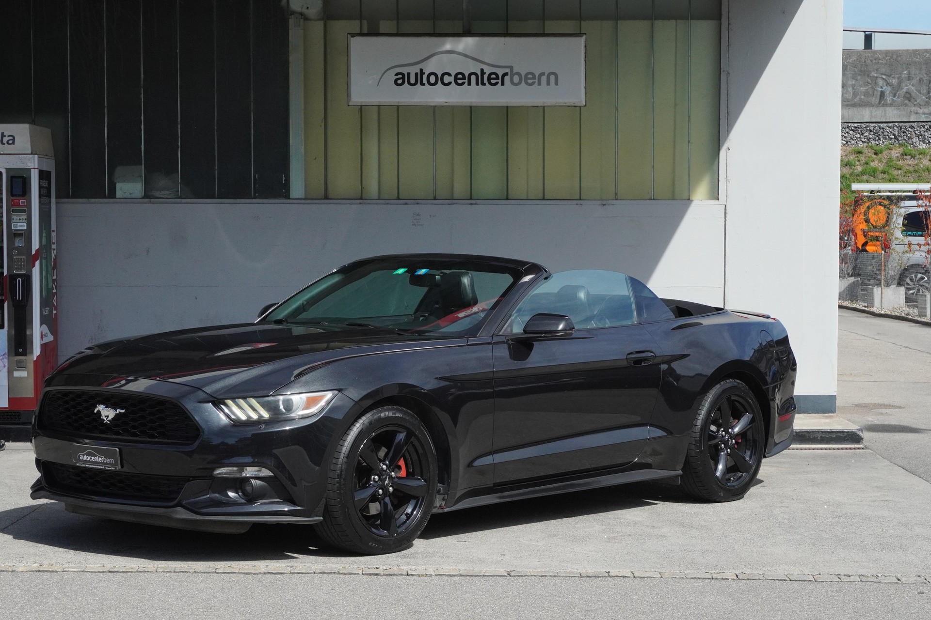 FORD Mustang Convertible 2.3 Automat