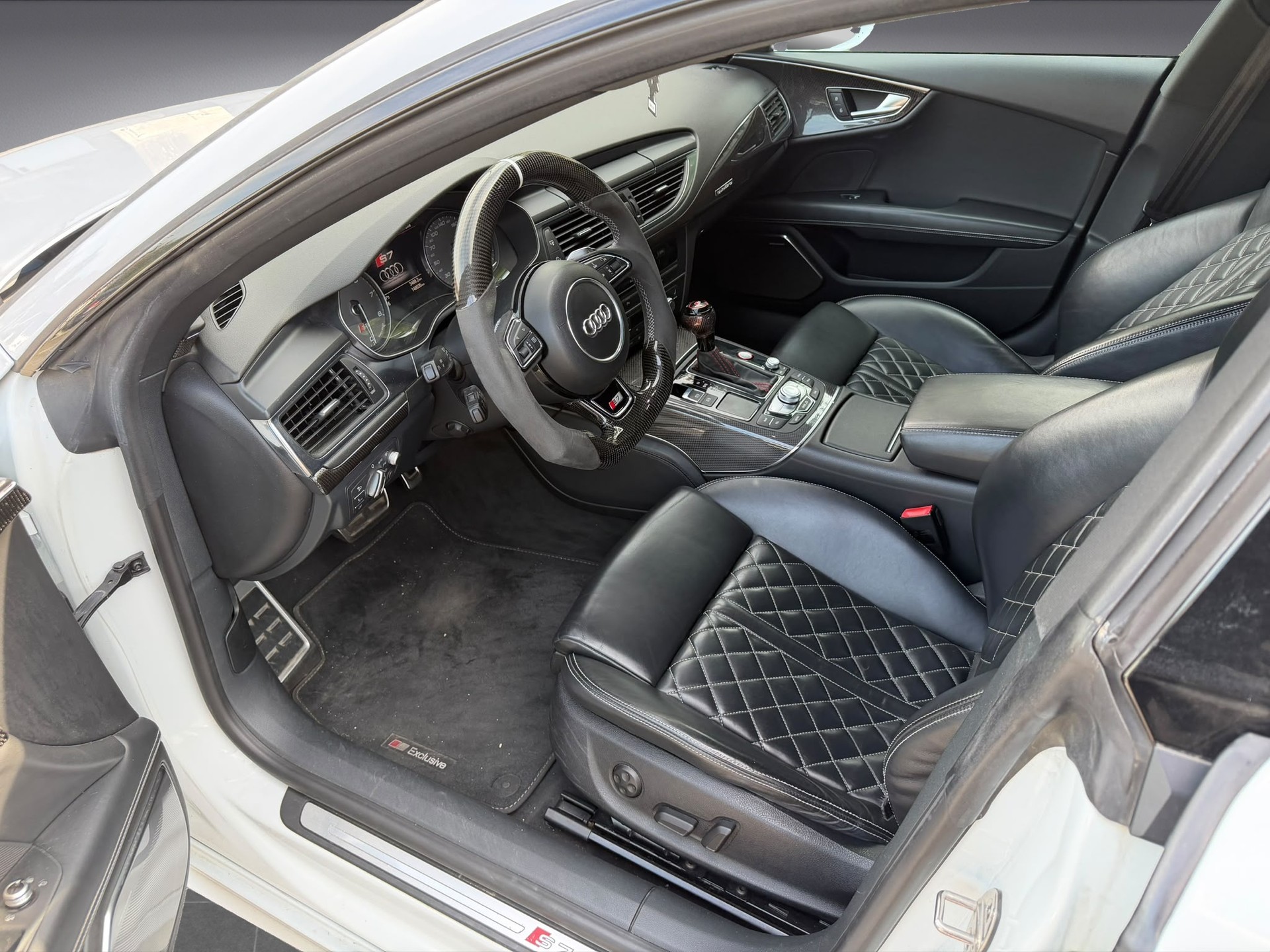 AUDI S7 Sportback 4.0 TFSI V8 quattro S-tronic-image-6