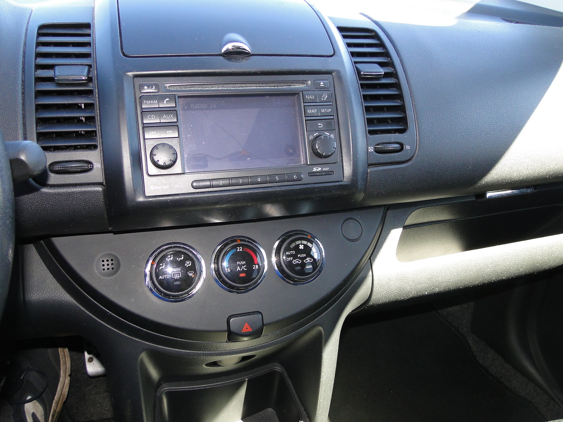 NISSAN Note 1.5 dCi acenta-image-12