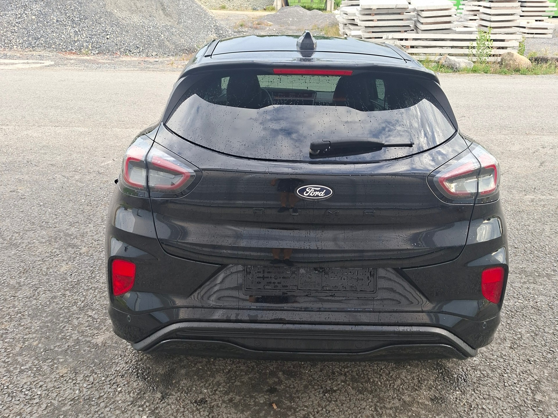 FORD FORD Puma 1.0 EcoB Hybrid 155 ST-Line X Neues Model mit grossem Dysplay-showroom-element-3