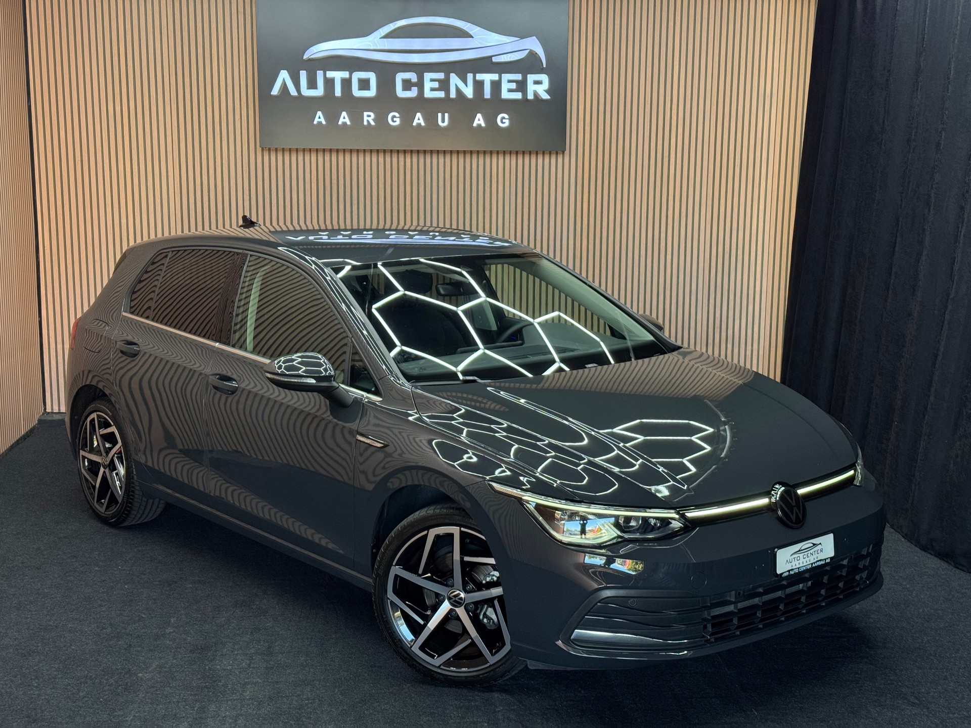VW Golf VIII 2.0 TDI Style DSG *ab CHF 249.-/ Monat*