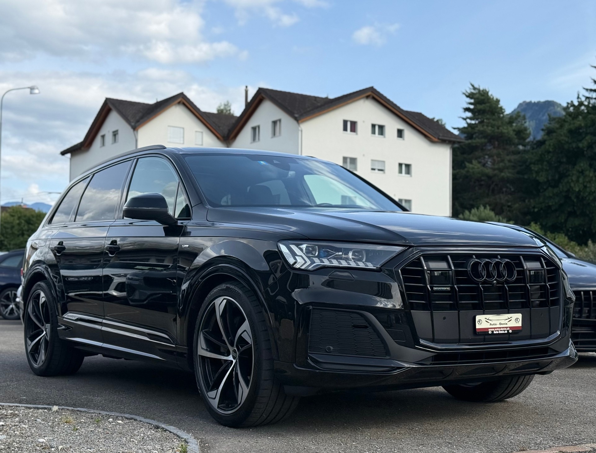 AUDI Q7 3.0 50 TDI S Line quattro T-Tronic *Traumausstattung*-showroom-element-2