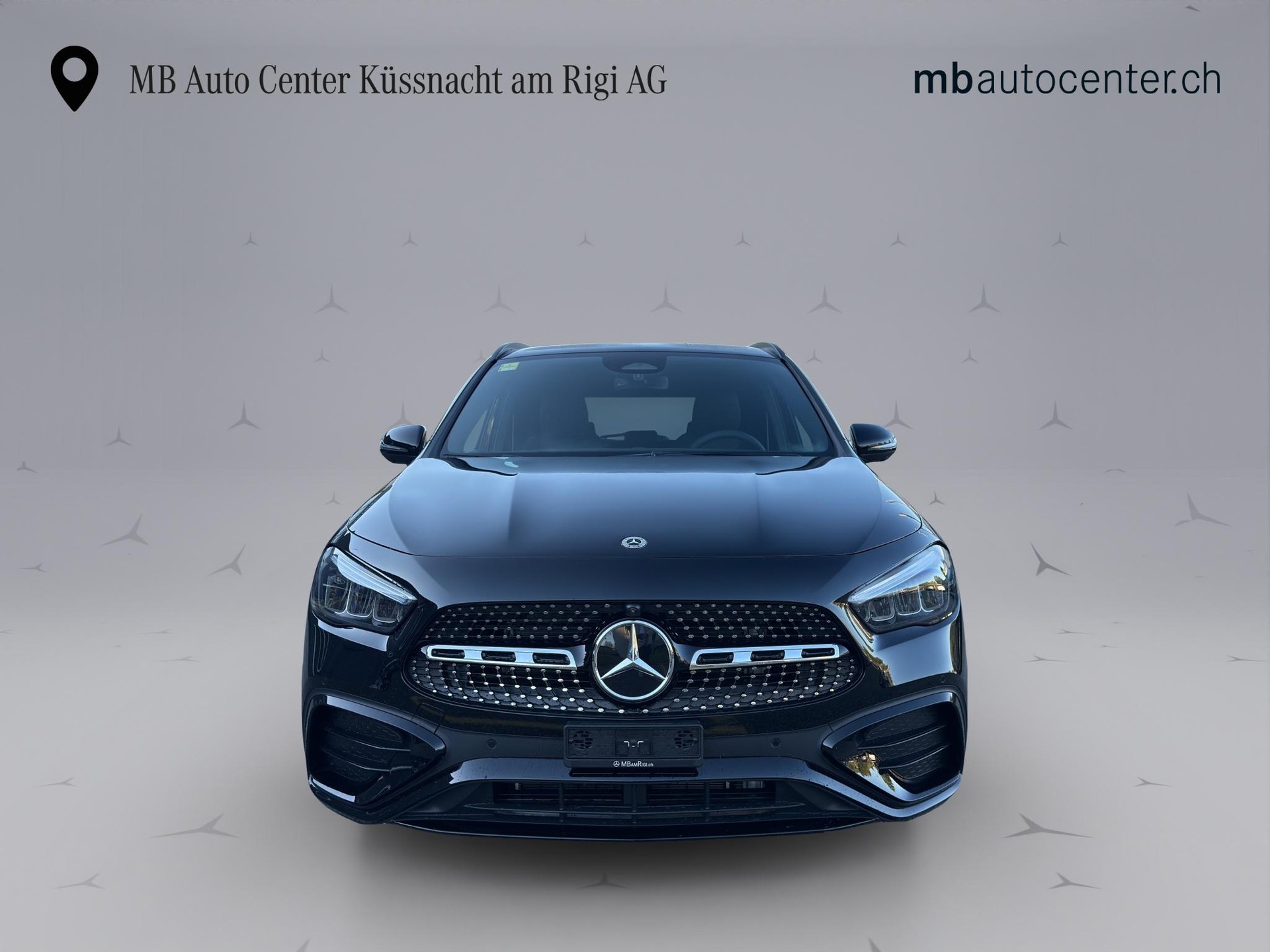 MERCEDES-BENZ 200 Night Star AMG Line-showroom-element-1