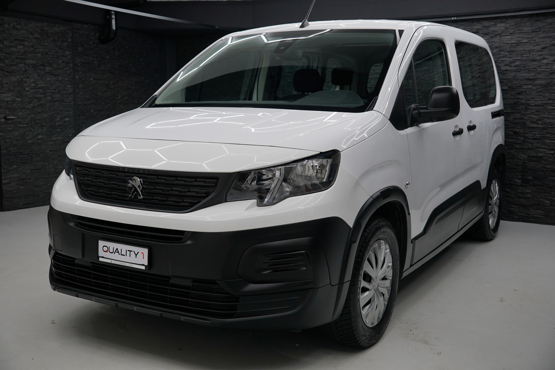 PEUGEOT Rifter 1.2 PureTech Active-showroom-element-2