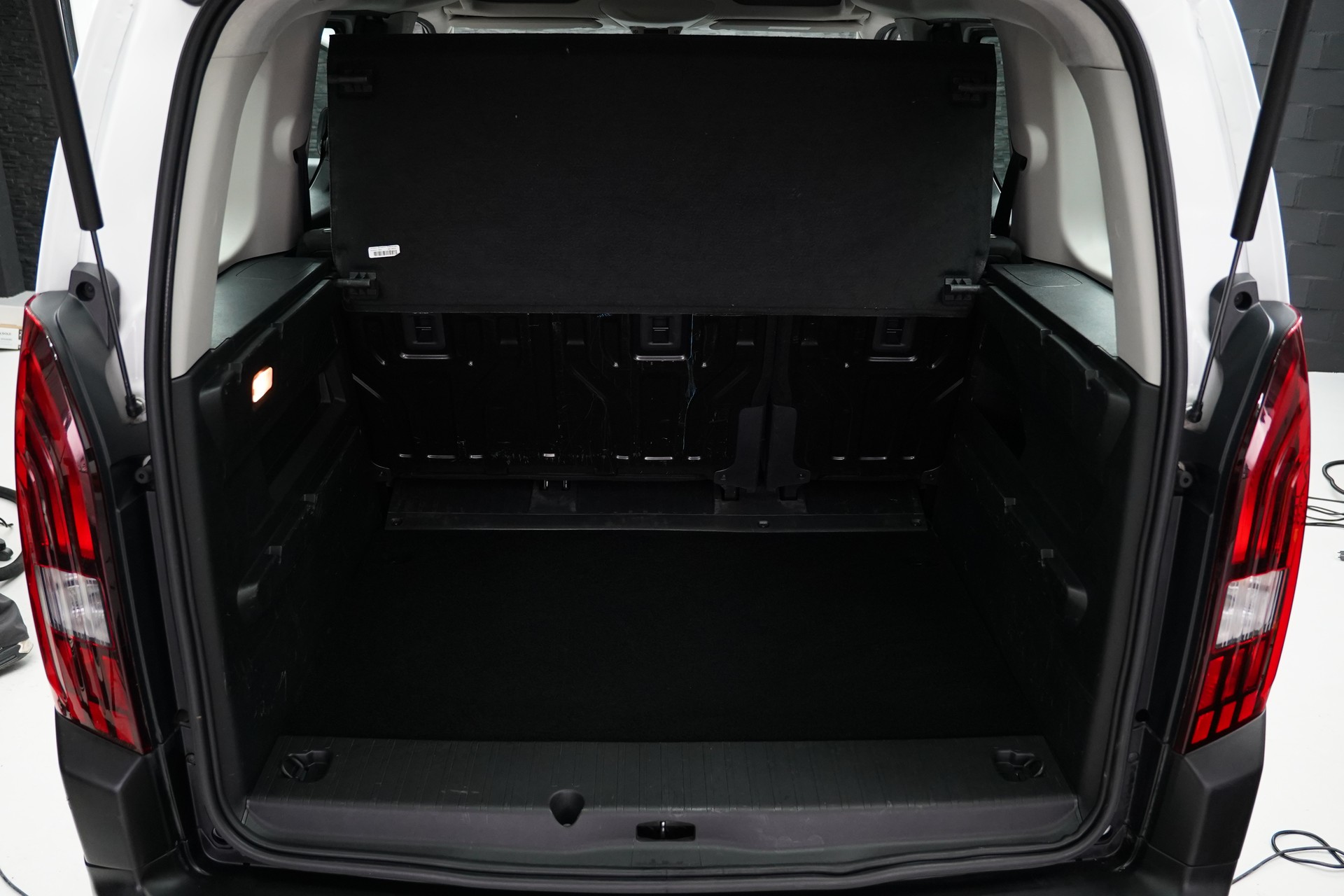 PEUGEOT Rifter 1.2 PureTech Active-image-30