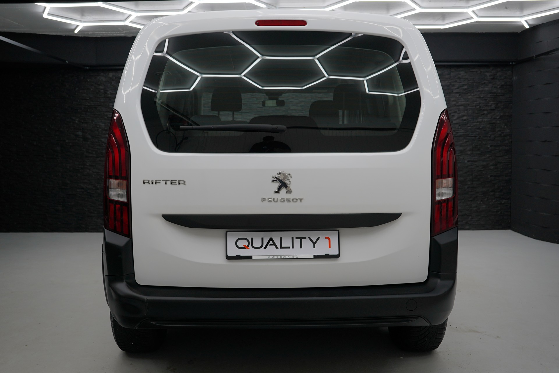 PEUGEOT Rifter 1.2 PureTech Active-image-4