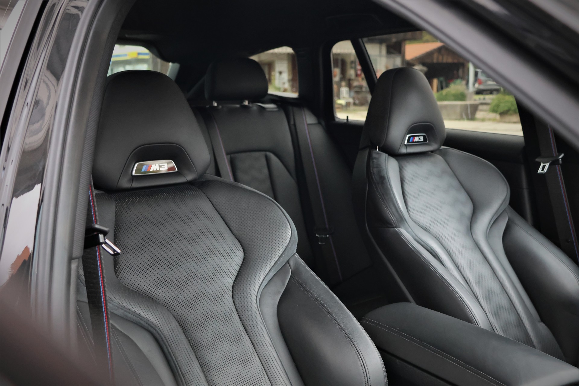 BMW M3 Touring xDrive Competition M-image-24