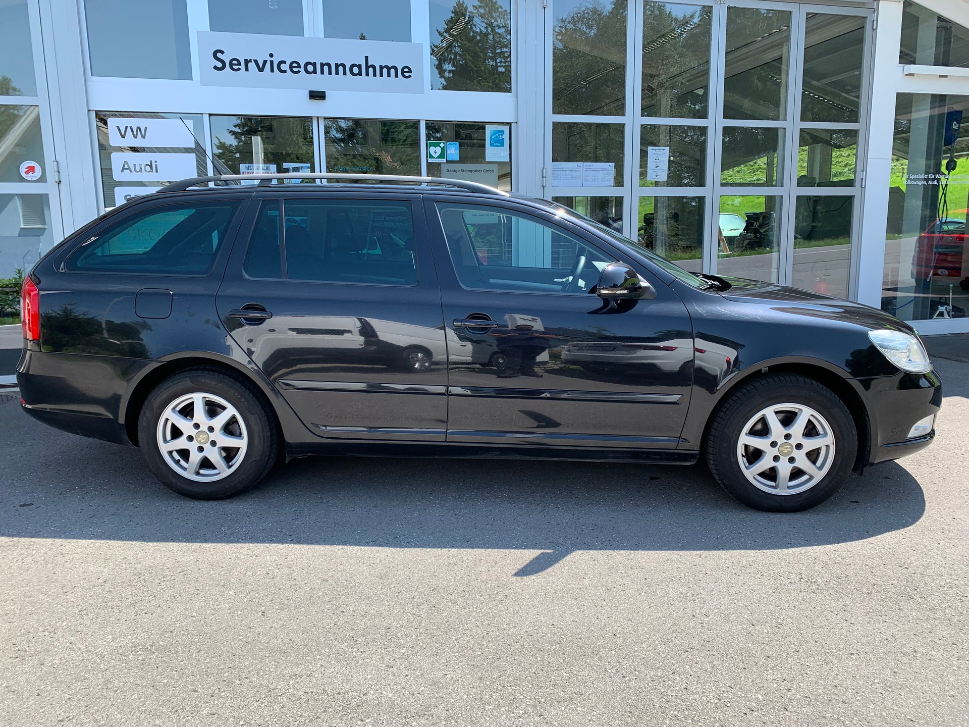 SKODA Octavia 1.8 TSI Elegance-showroom-element-3