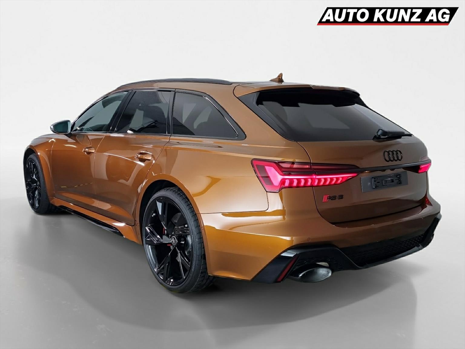 AUDI RS6 Avant 4.0 TFSI V8 quattro-showroom-element-1