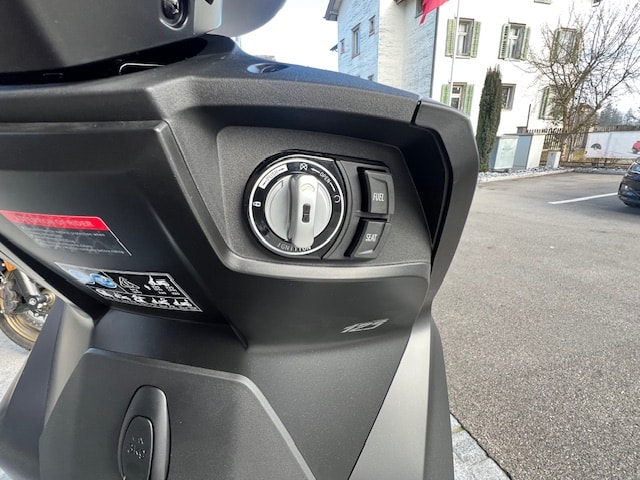VOGE SR16-image-2
