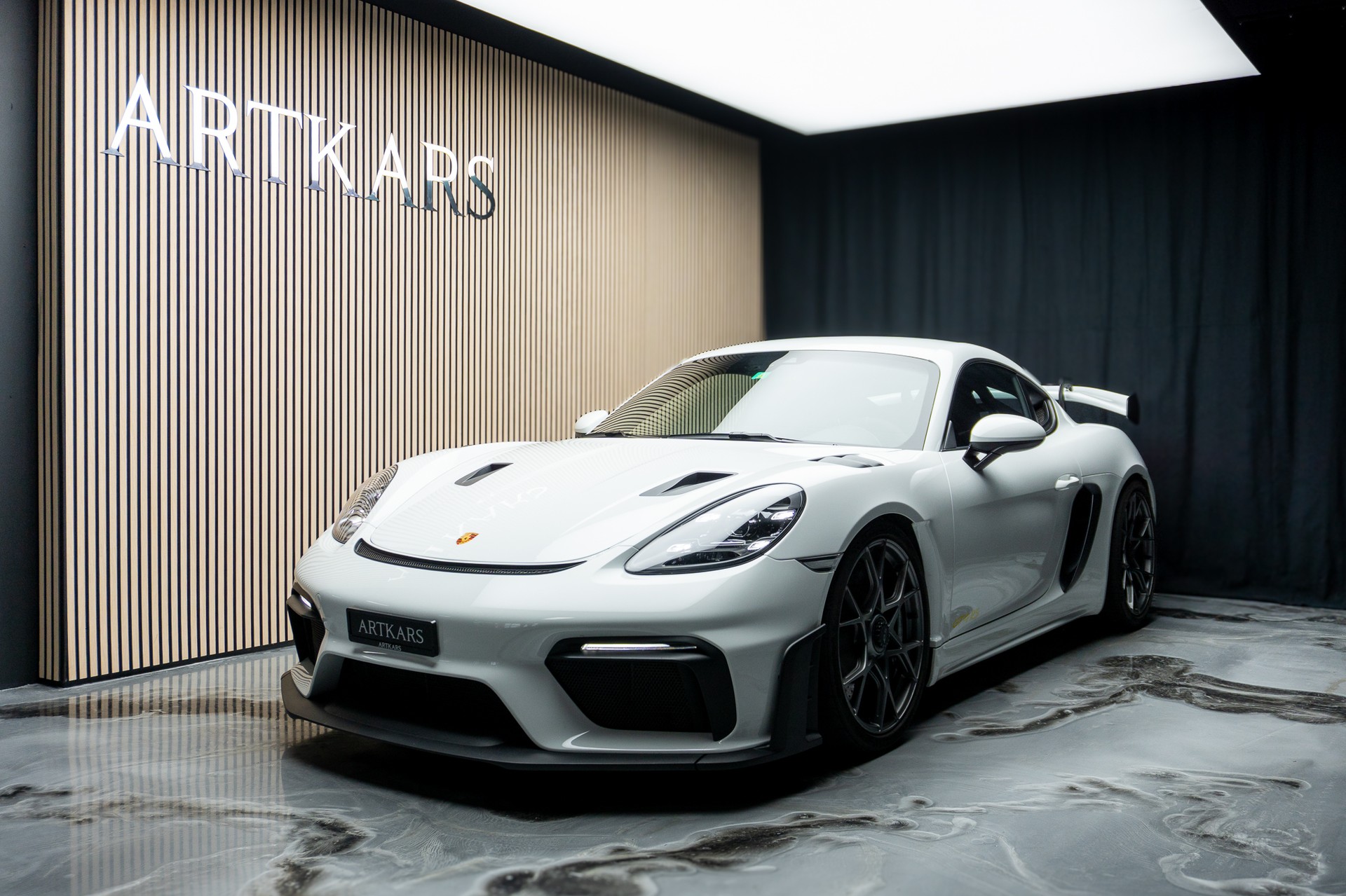 PORSCHE 718 Cayman GT4 RS PDK